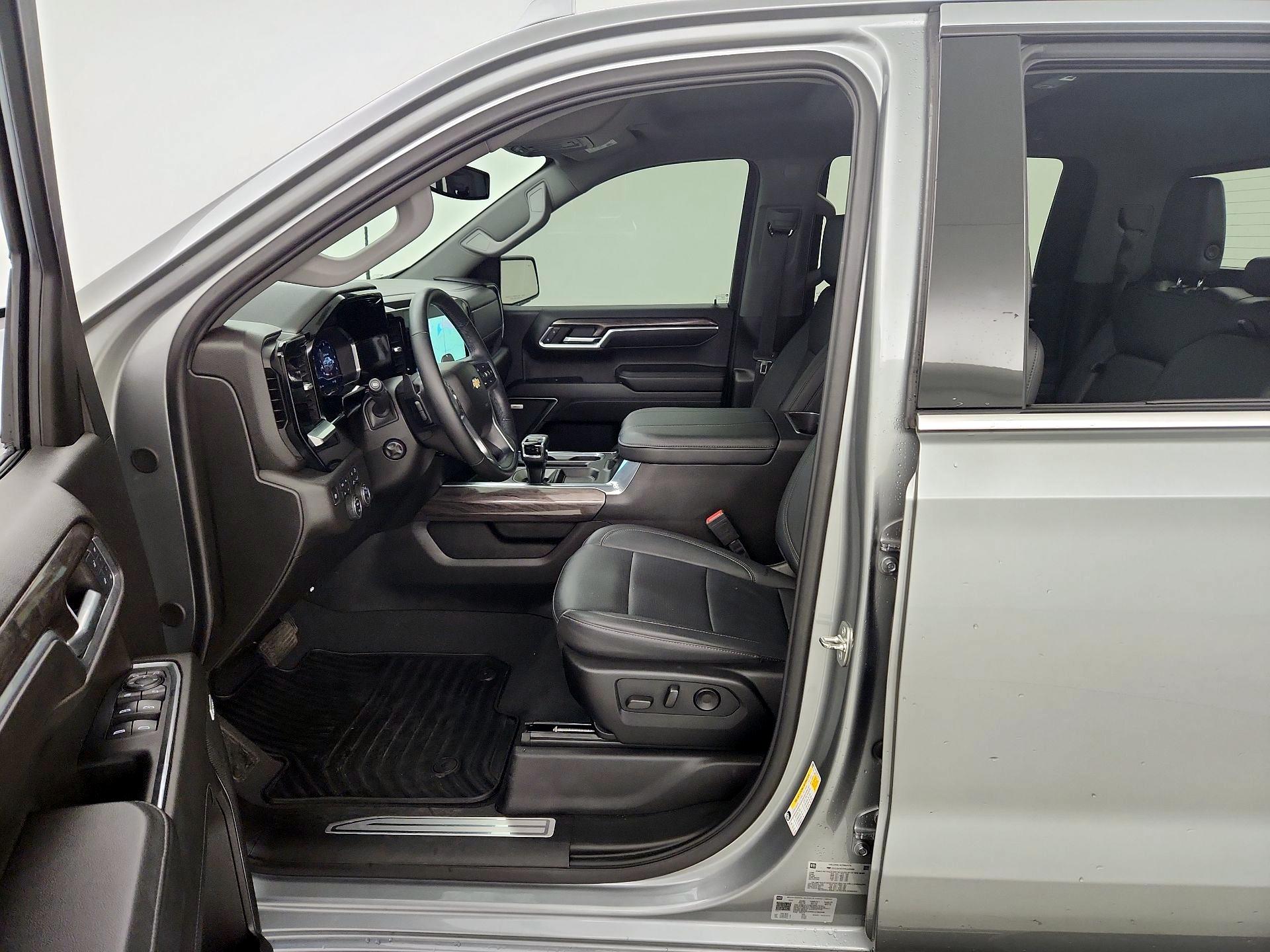 Thumbnail: 2024 Chevrolet Silverado 1500 - 11