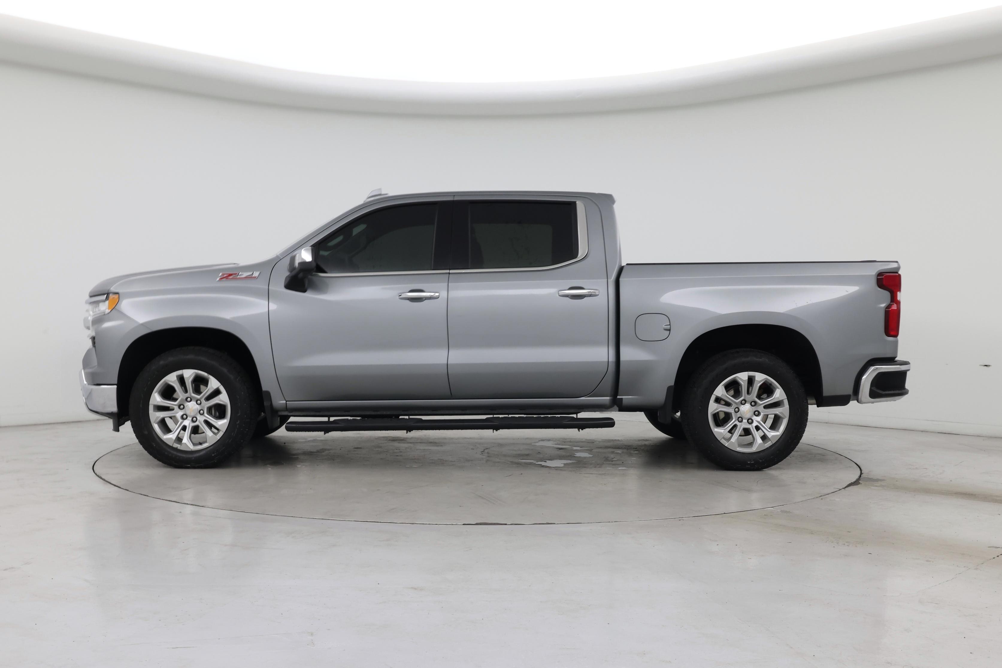 Thumbnail: 2024 Chevrolet Silverado 1500 - 3