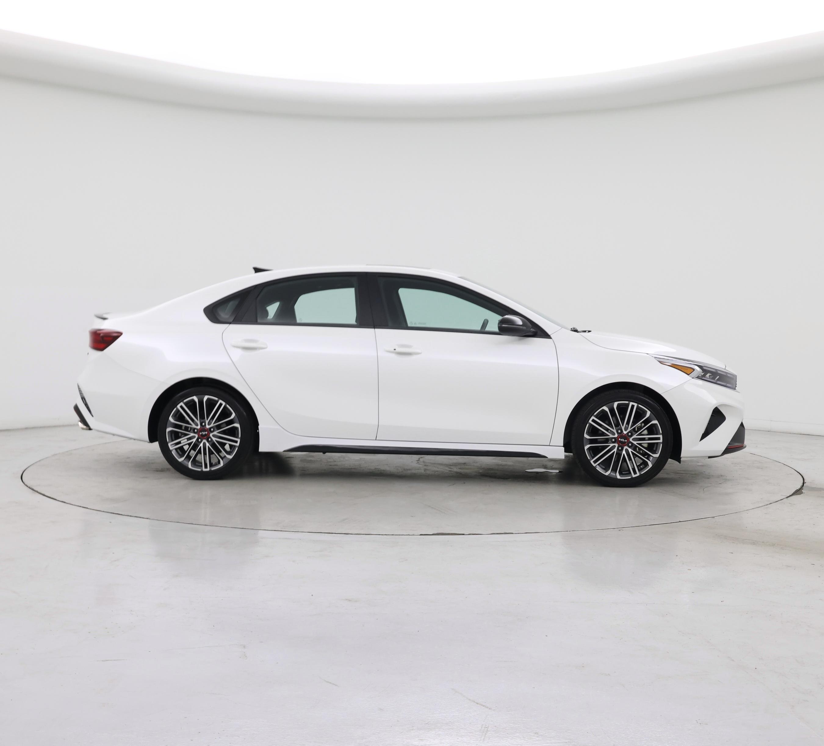 Thumbnail: 2024 Kia Forte - 7