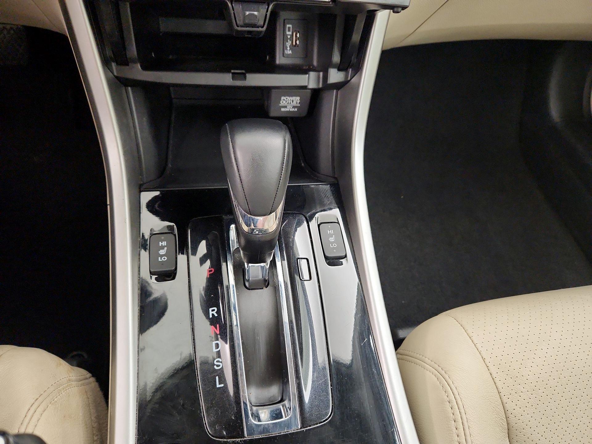 Thumbnail: 2017 Honda Accord - 17
