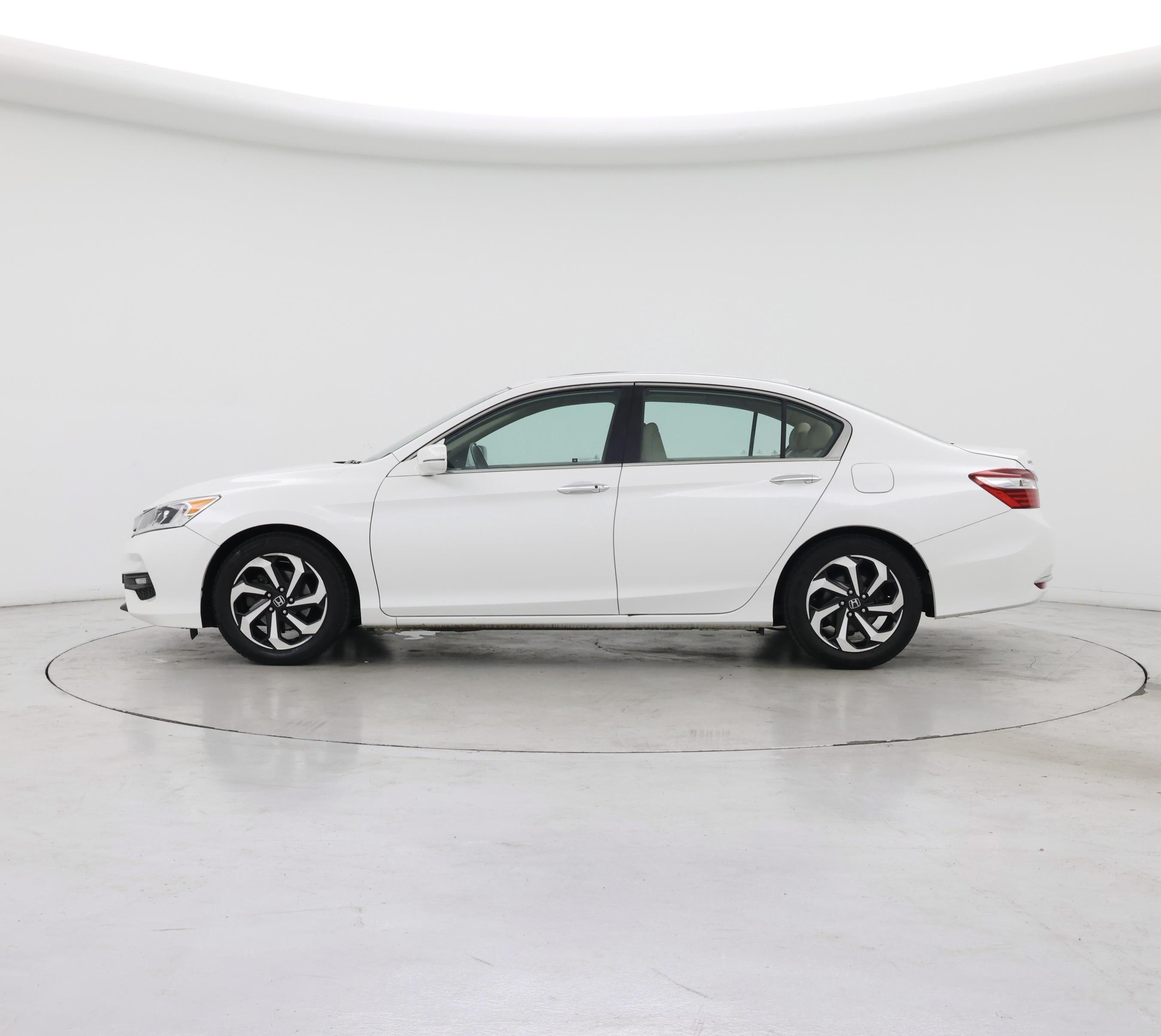 Thumbnail: 2017 Honda Accord - 3