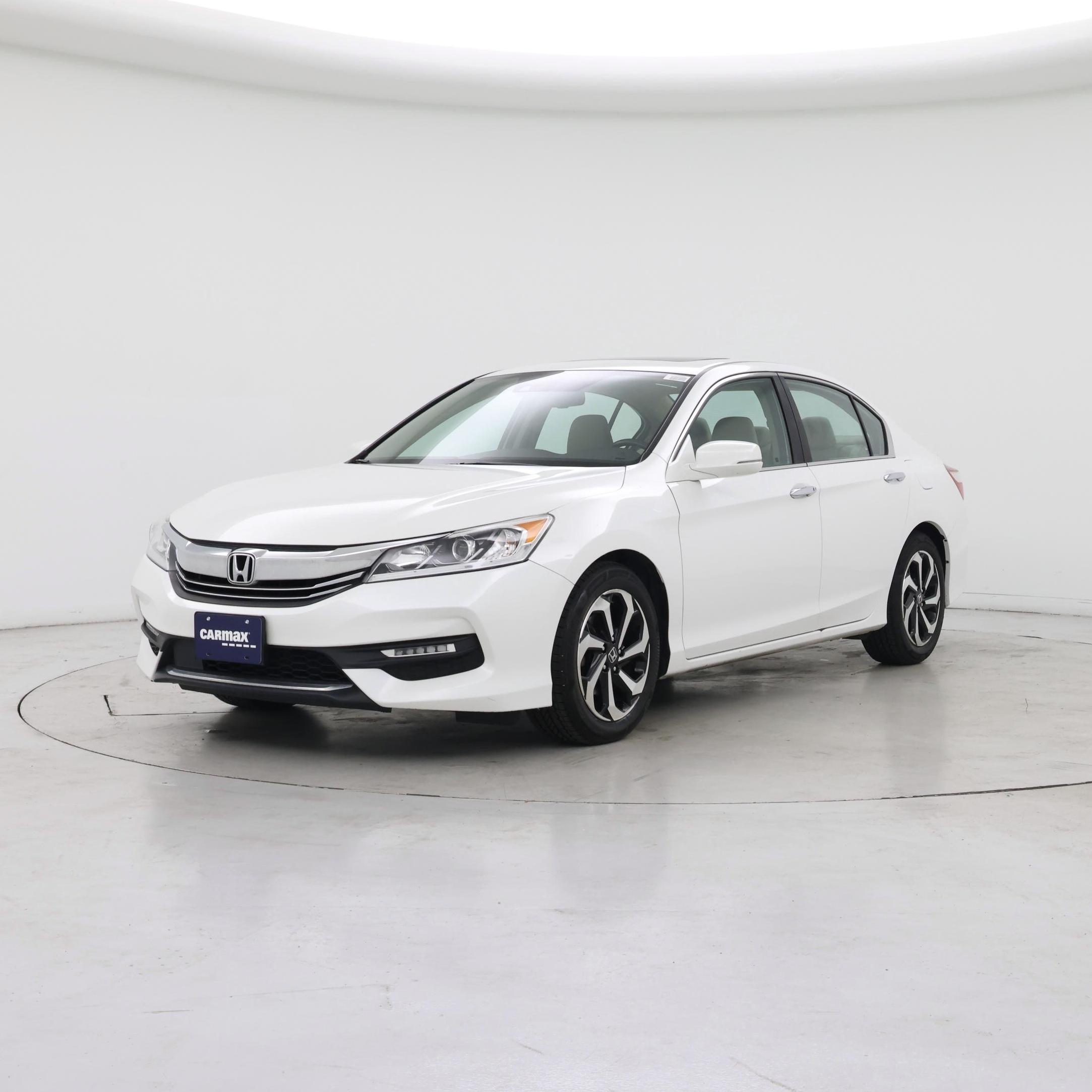 Thumbnail: 2017 Honda Accord - 4