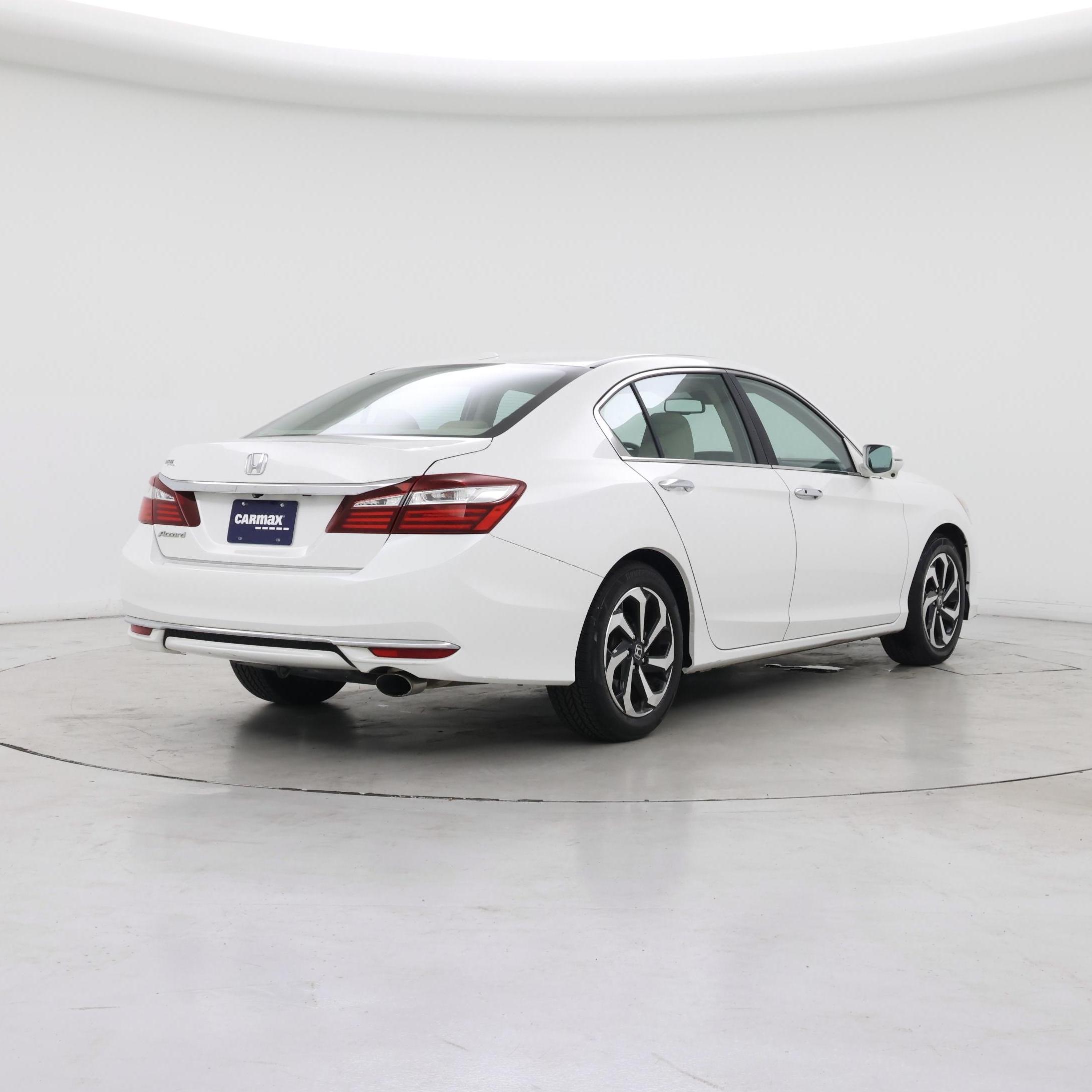 Thumbnail: 2017 Honda Accord - 8