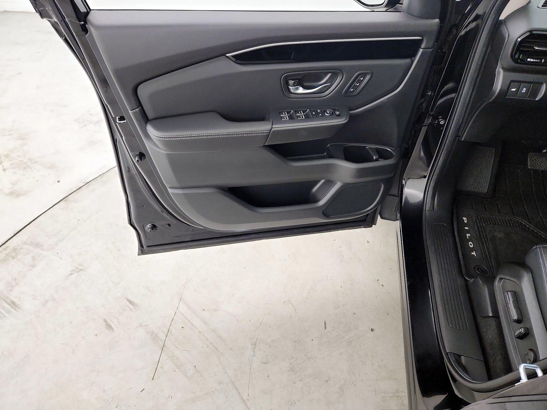 Thumbnail: 2025 Honda Pilot - 12