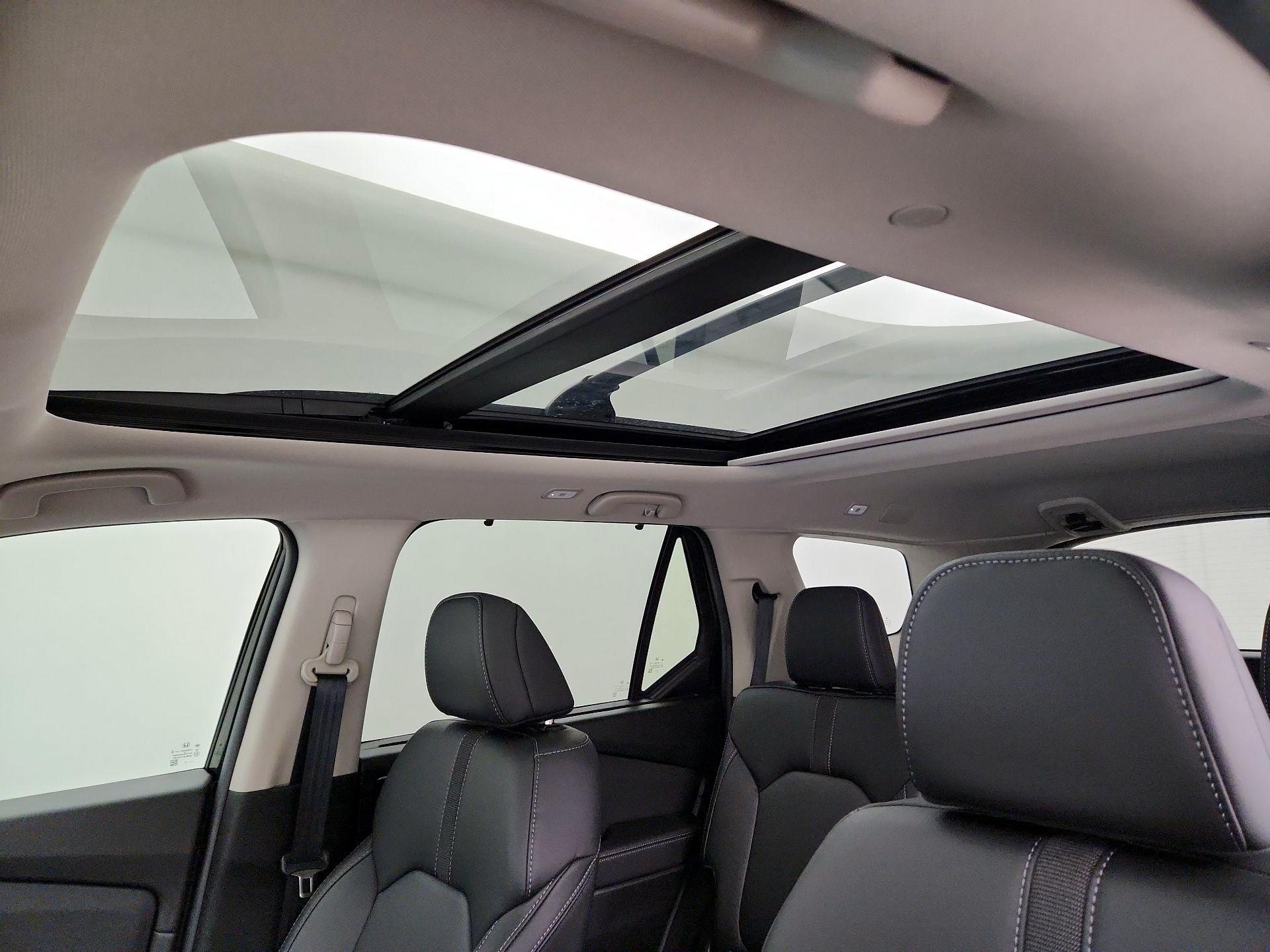 Thumbnail: 2025 Honda Pilot - 20