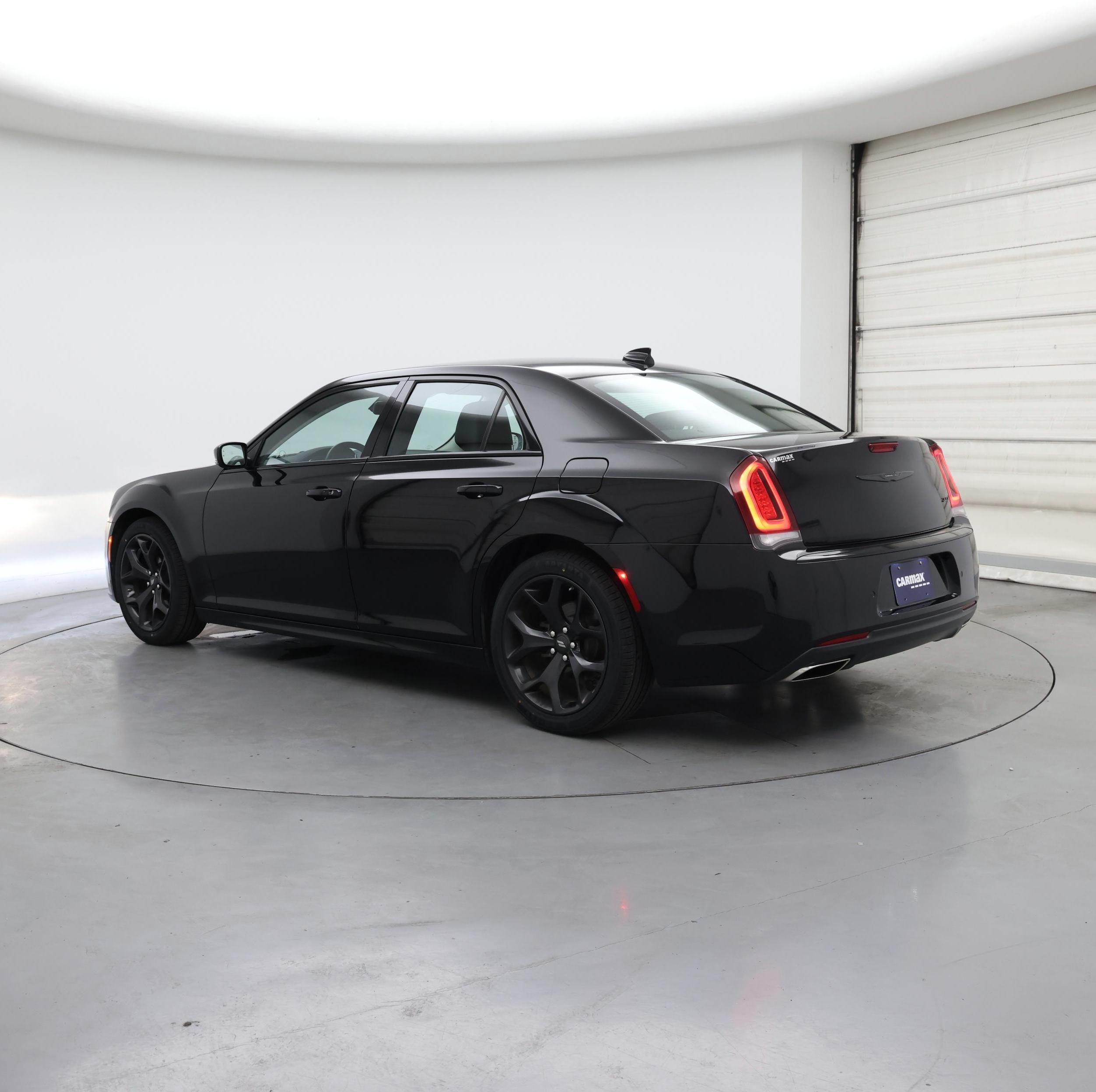 Thumbnail: 2022 Chrysler 300 - 2