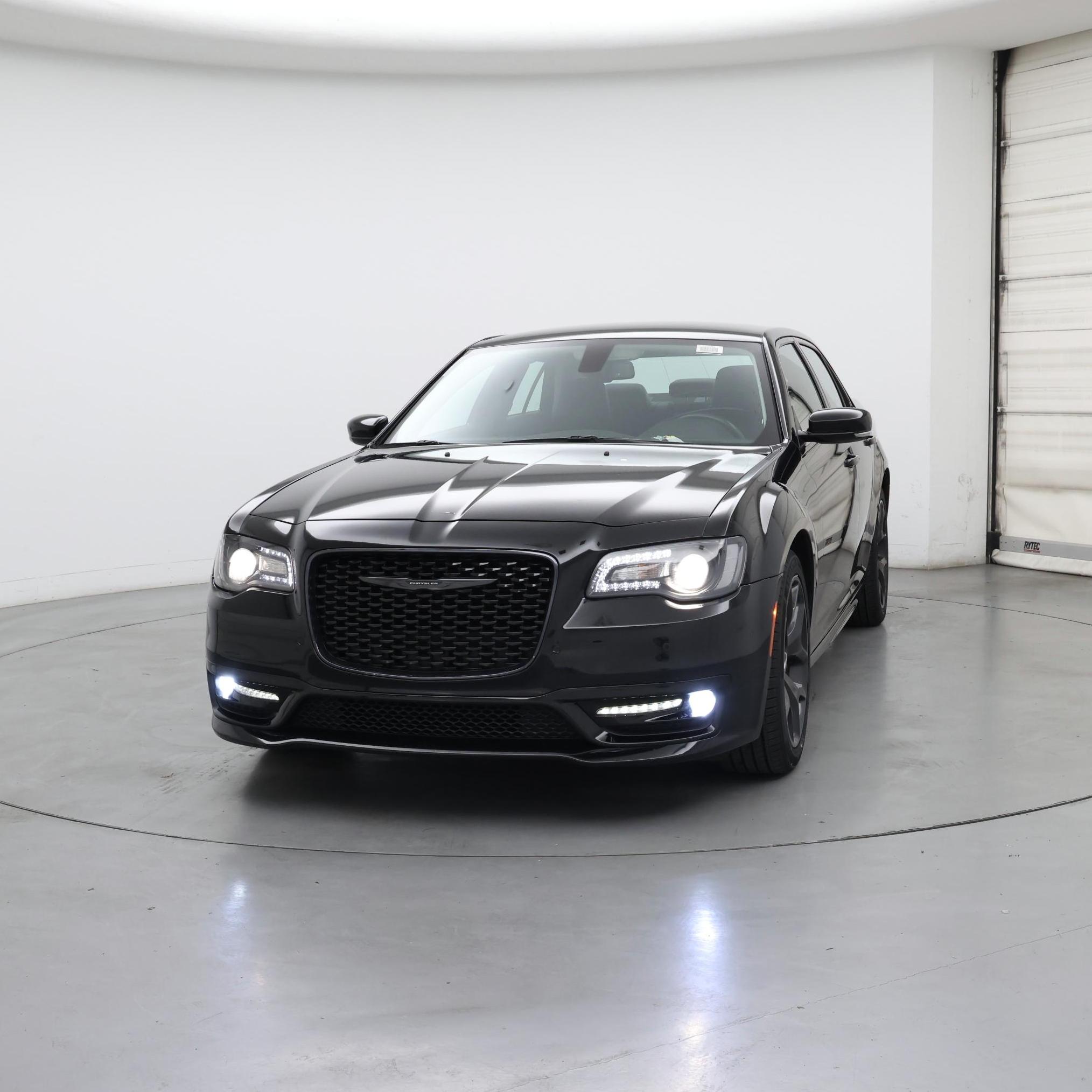 Thumbnail: 2022 Chrysler 300 - 4