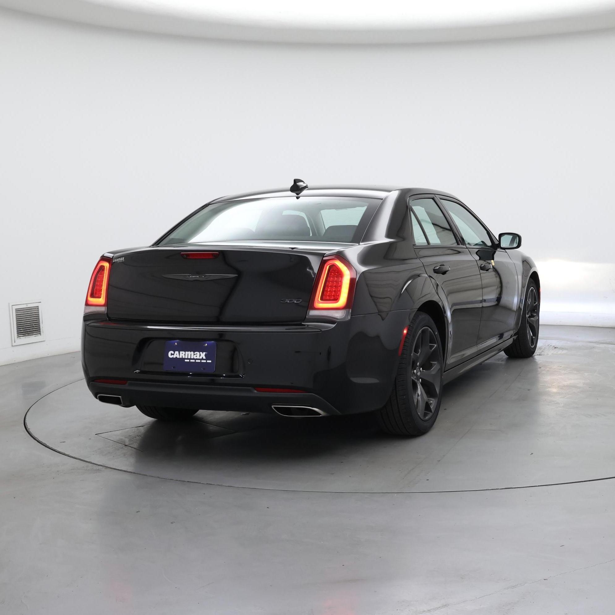 Thumbnail: 2022 Chrysler 300 - 8