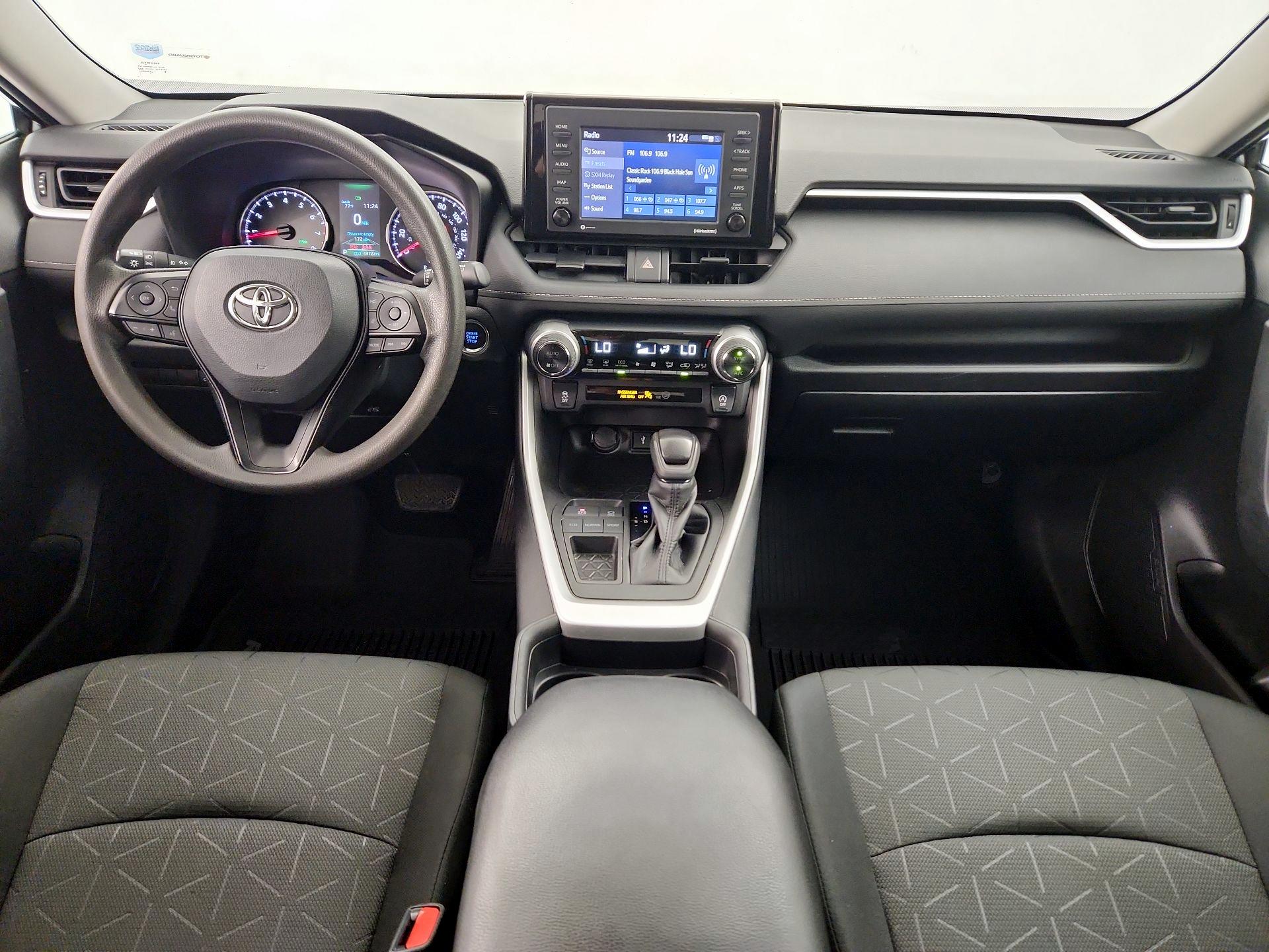 Thumbnail: 2020 Toyota RAV4 - 9