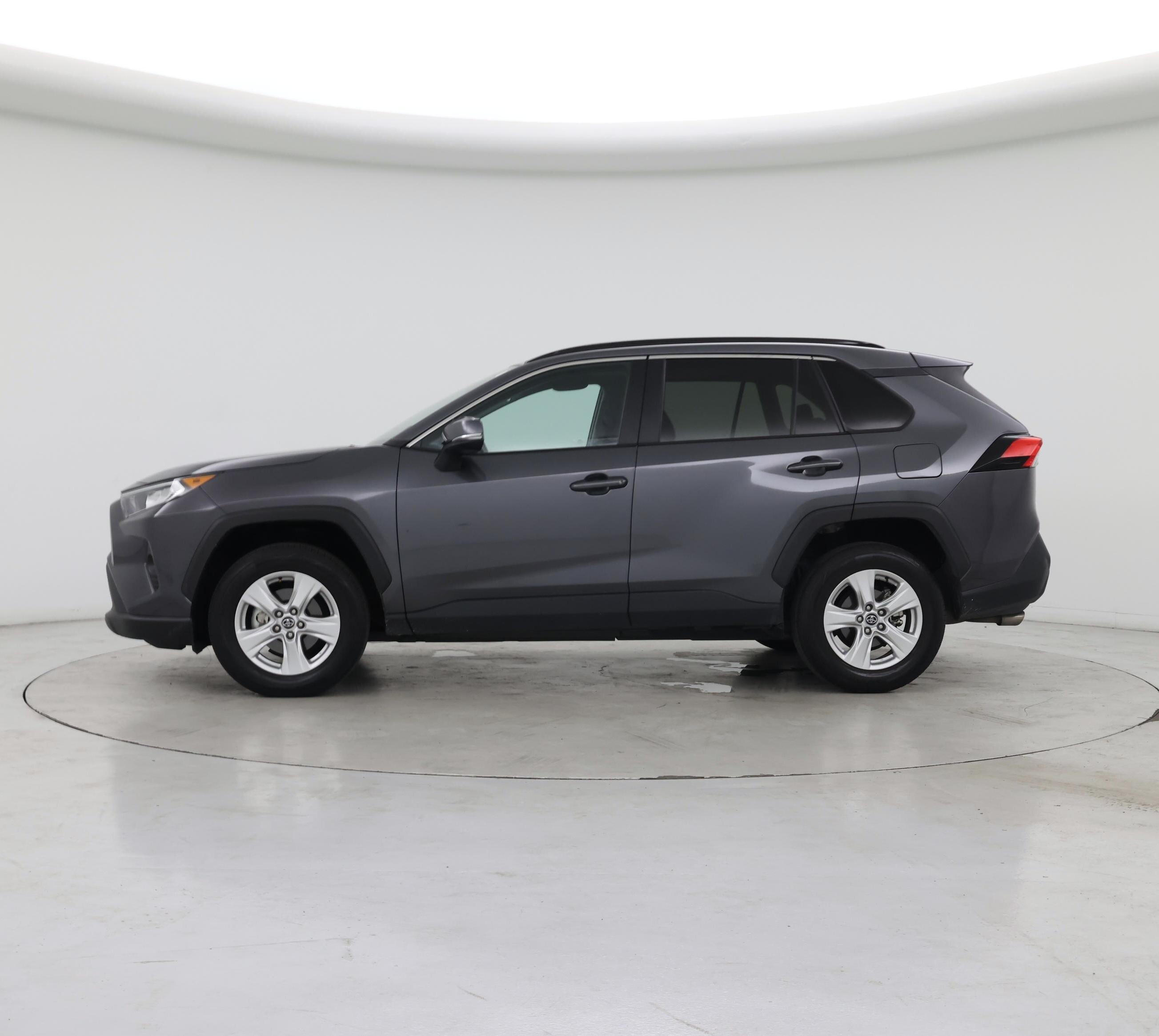 Thumbnail: 2020 Toyota RAV4 - 3