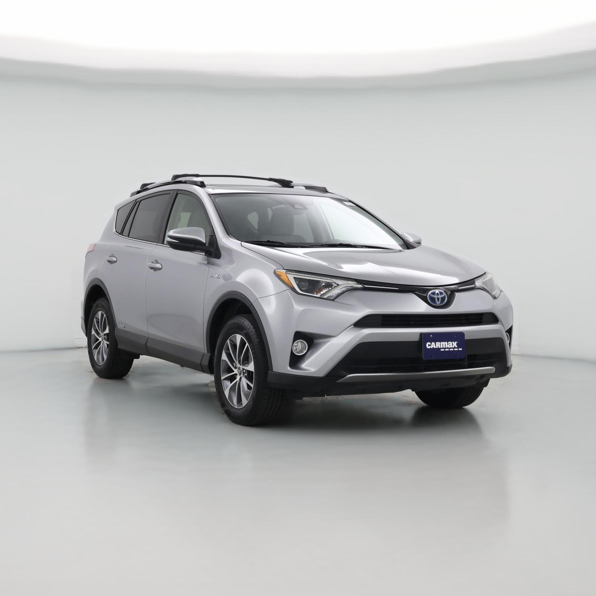 Thumbnail: 2017 Toyota RAV4 - 1