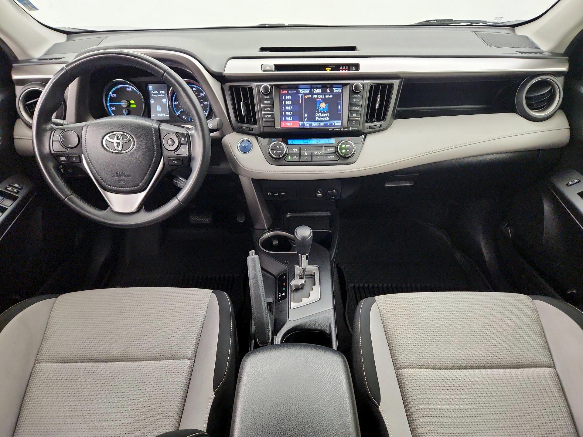 Thumbnail: 2017 Toyota RAV4 - 9