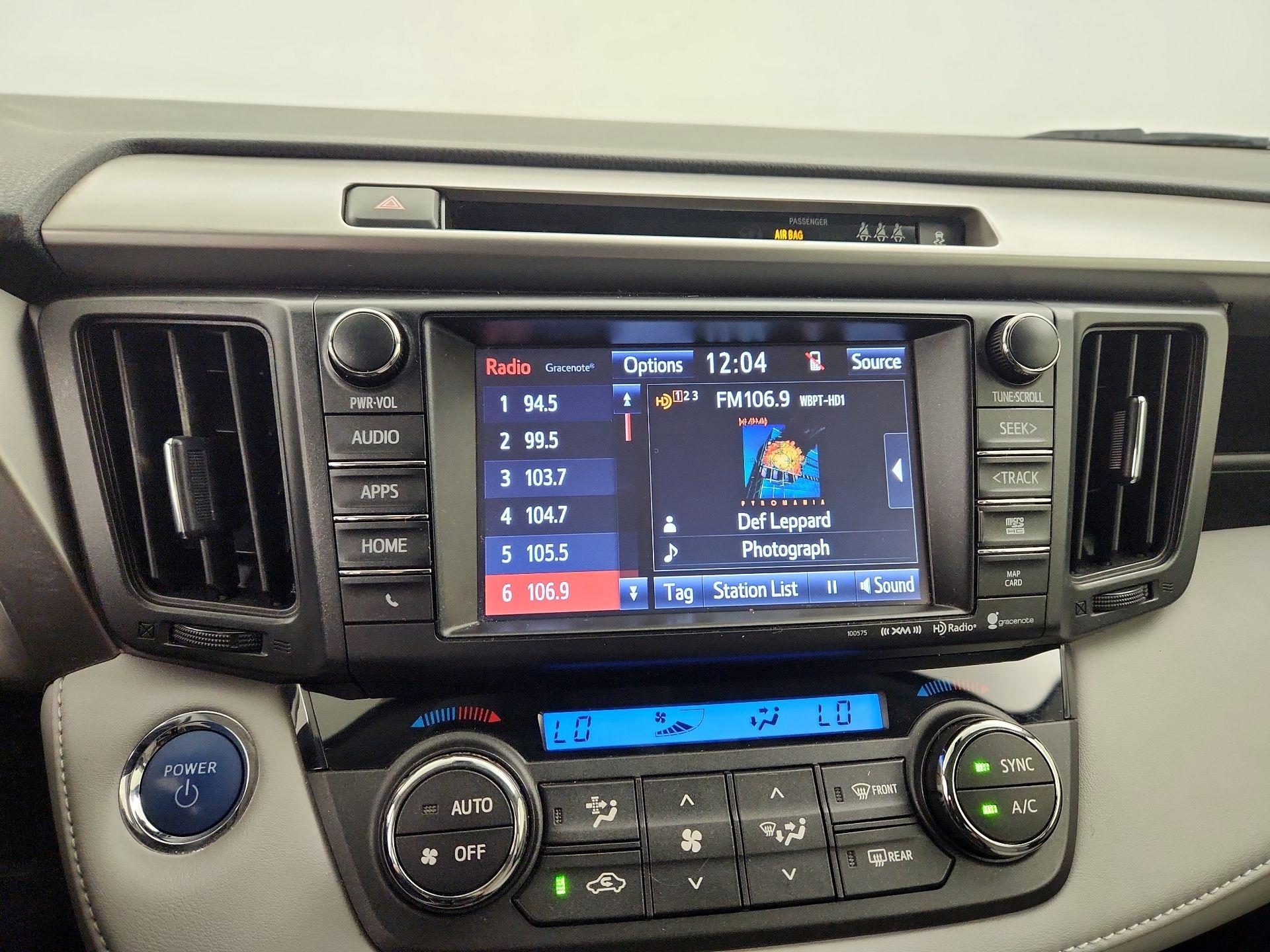 Thumbnail: 2017 Toyota RAV4 - 15