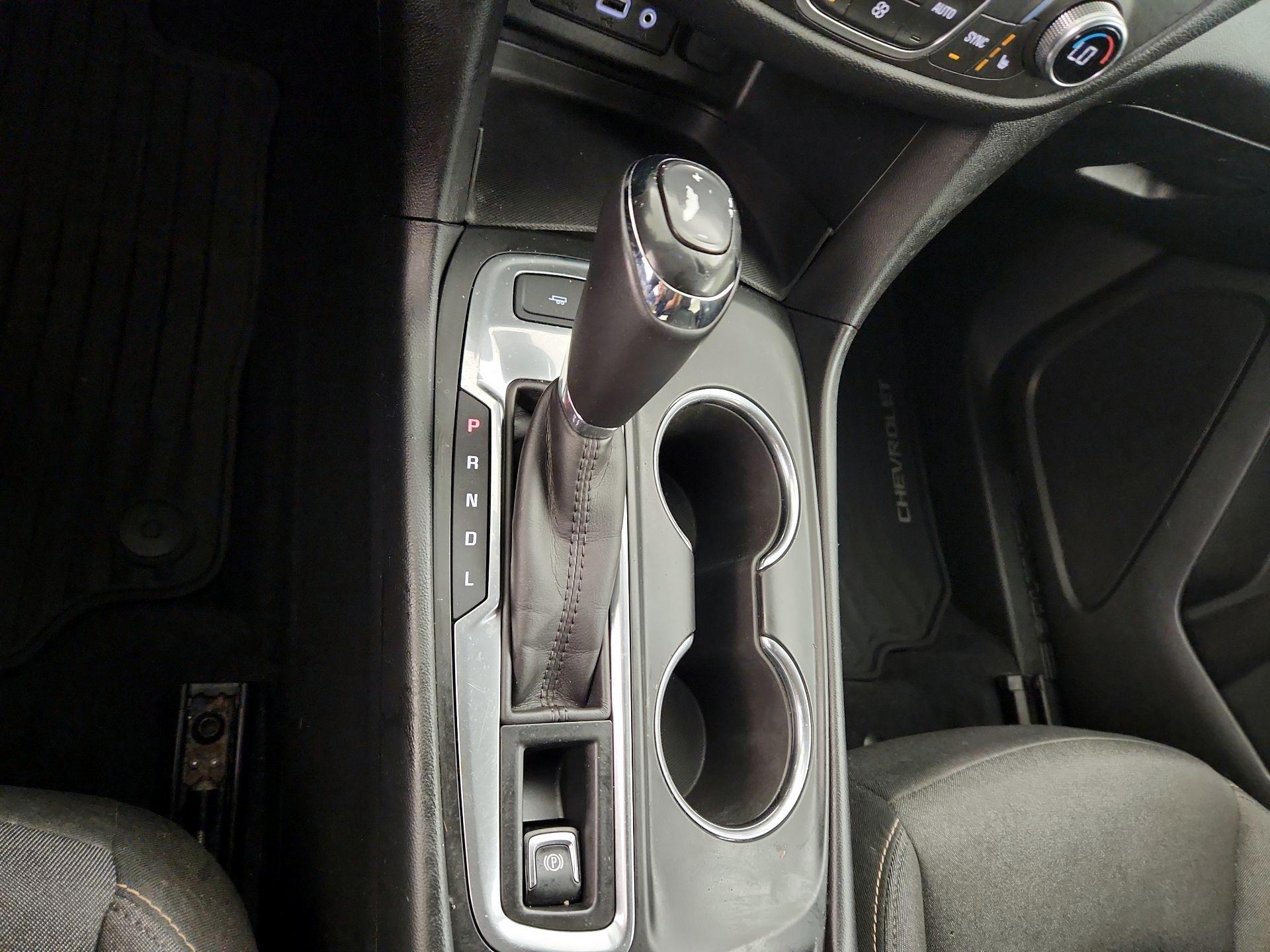 Thumbnail: 2019 Chevrolet Equinox - 18