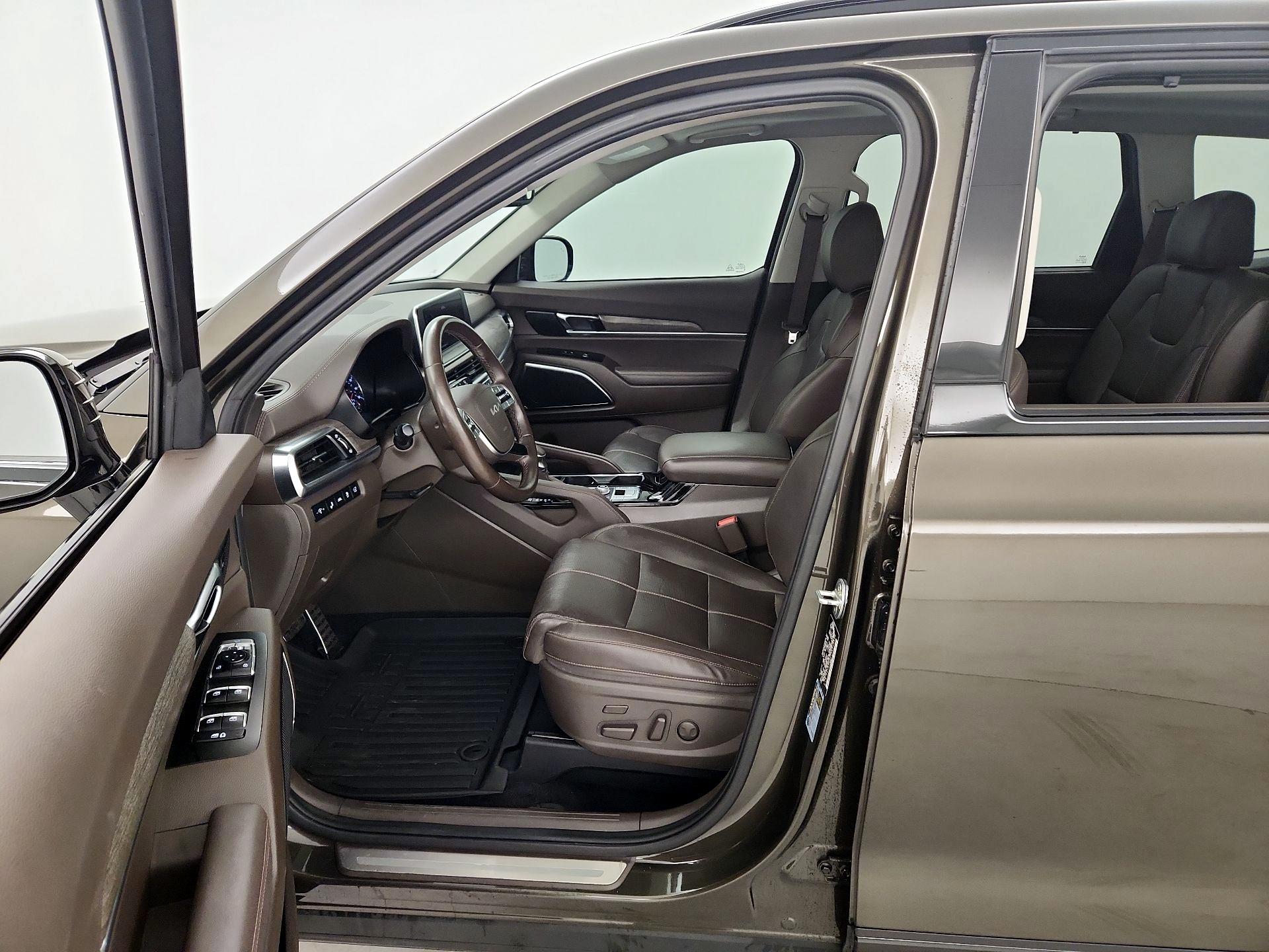 Thumbnail: 2022 Kia Telluride - 11