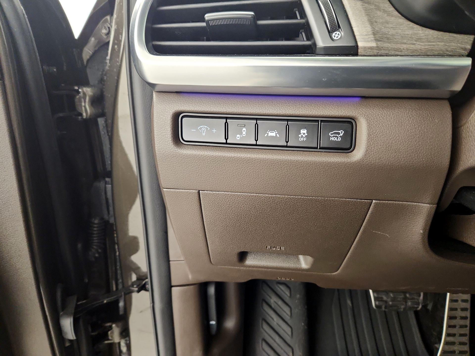 Thumbnail: 2022 Kia Telluride - 13