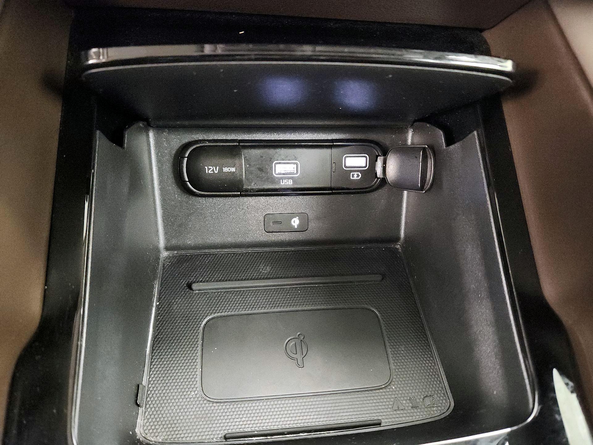 Thumbnail: 2022 Kia Telluride - 19