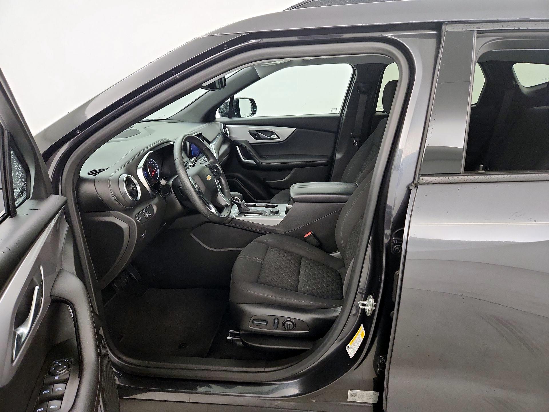 Thumbnail: 2022 Chevrolet Blazer - 11