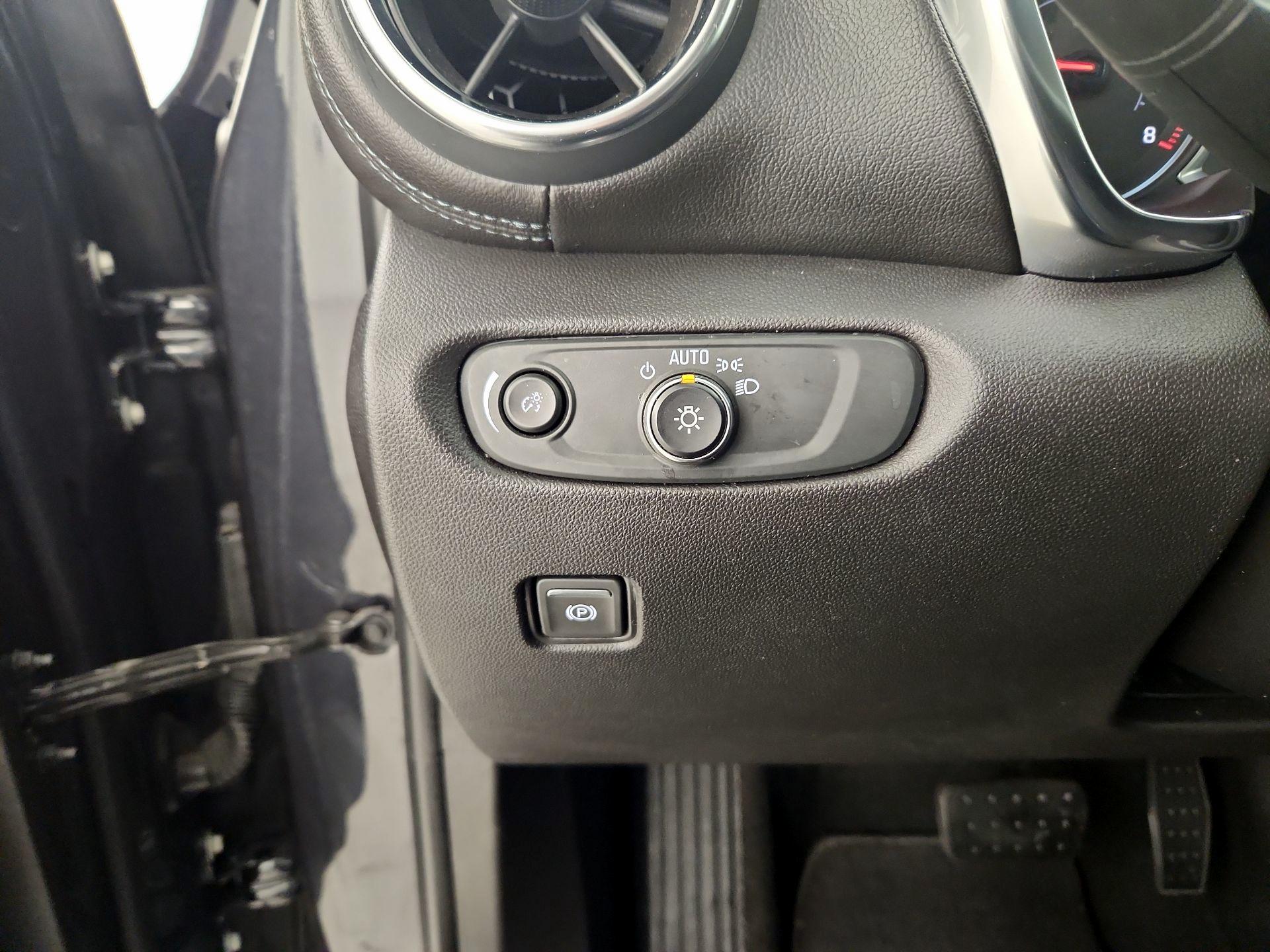 Thumbnail: 2022 Chevrolet Blazer - 13