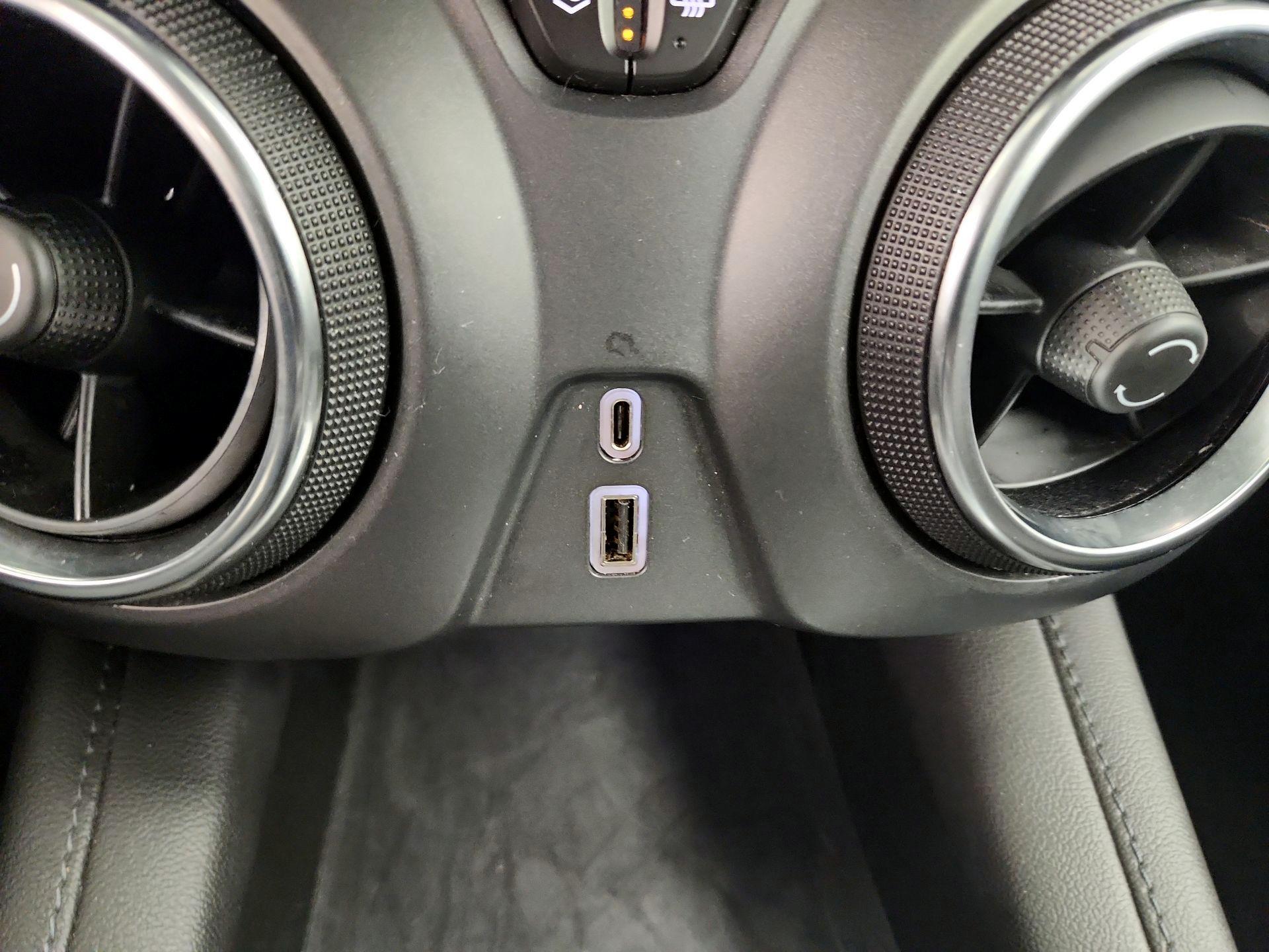 Thumbnail: 2022 Chevrolet Blazer - 18