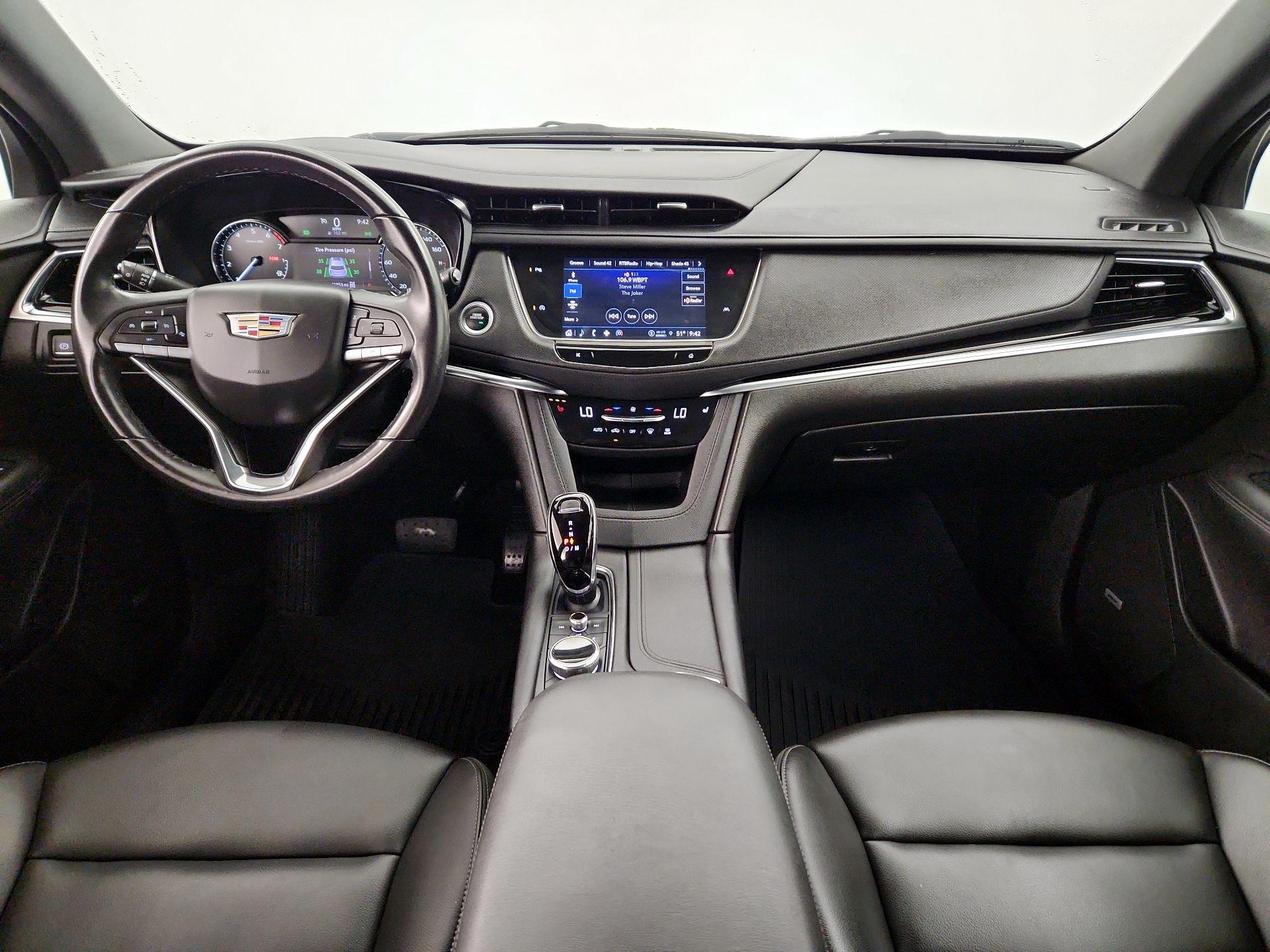 Thumbnail: 2022 Cadillac XT6 - 9