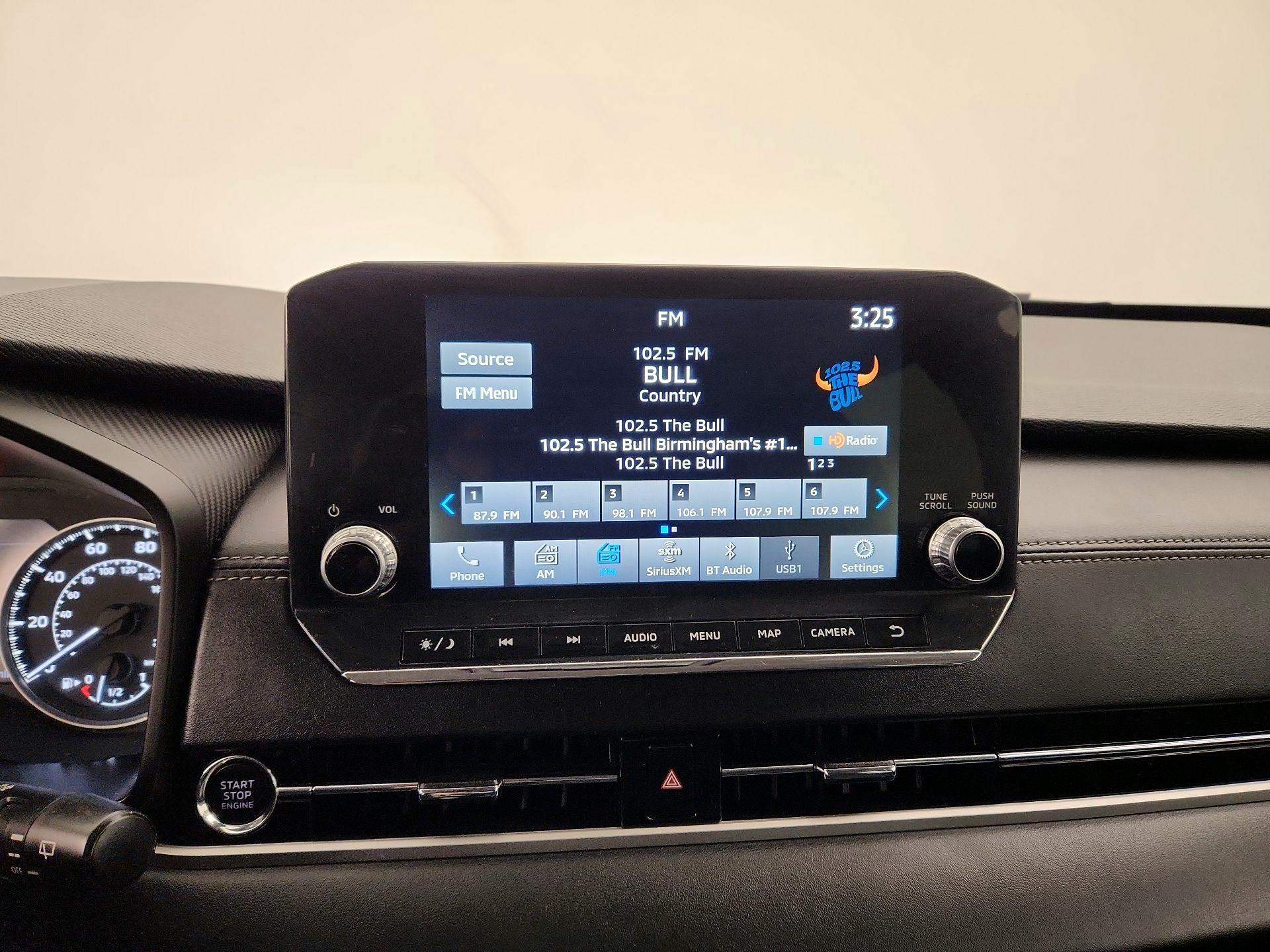 Thumbnail: 2022 Mitsubishi Outlander - 16