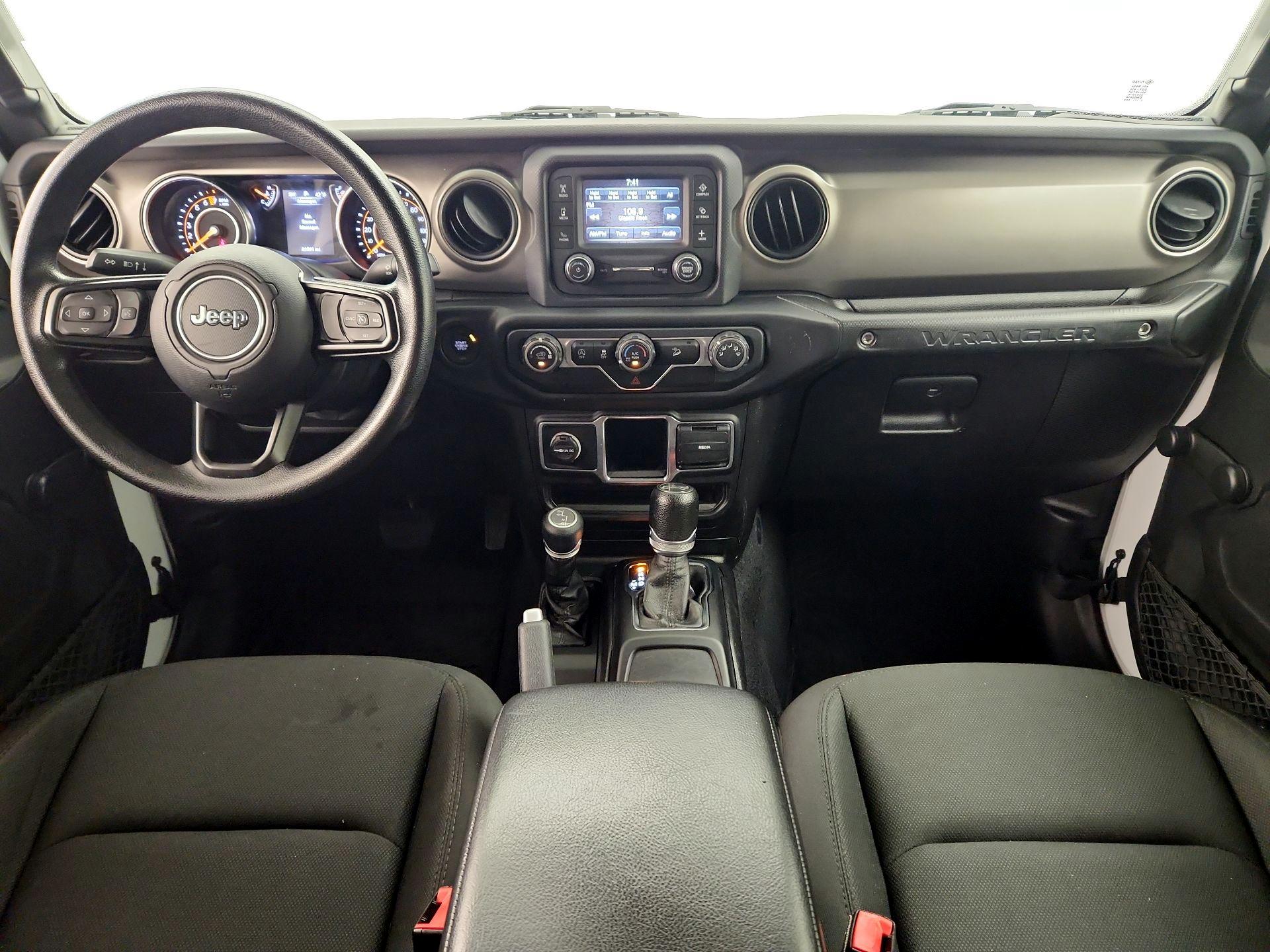 Thumbnail: 2018 Jeep Wrangler - 9