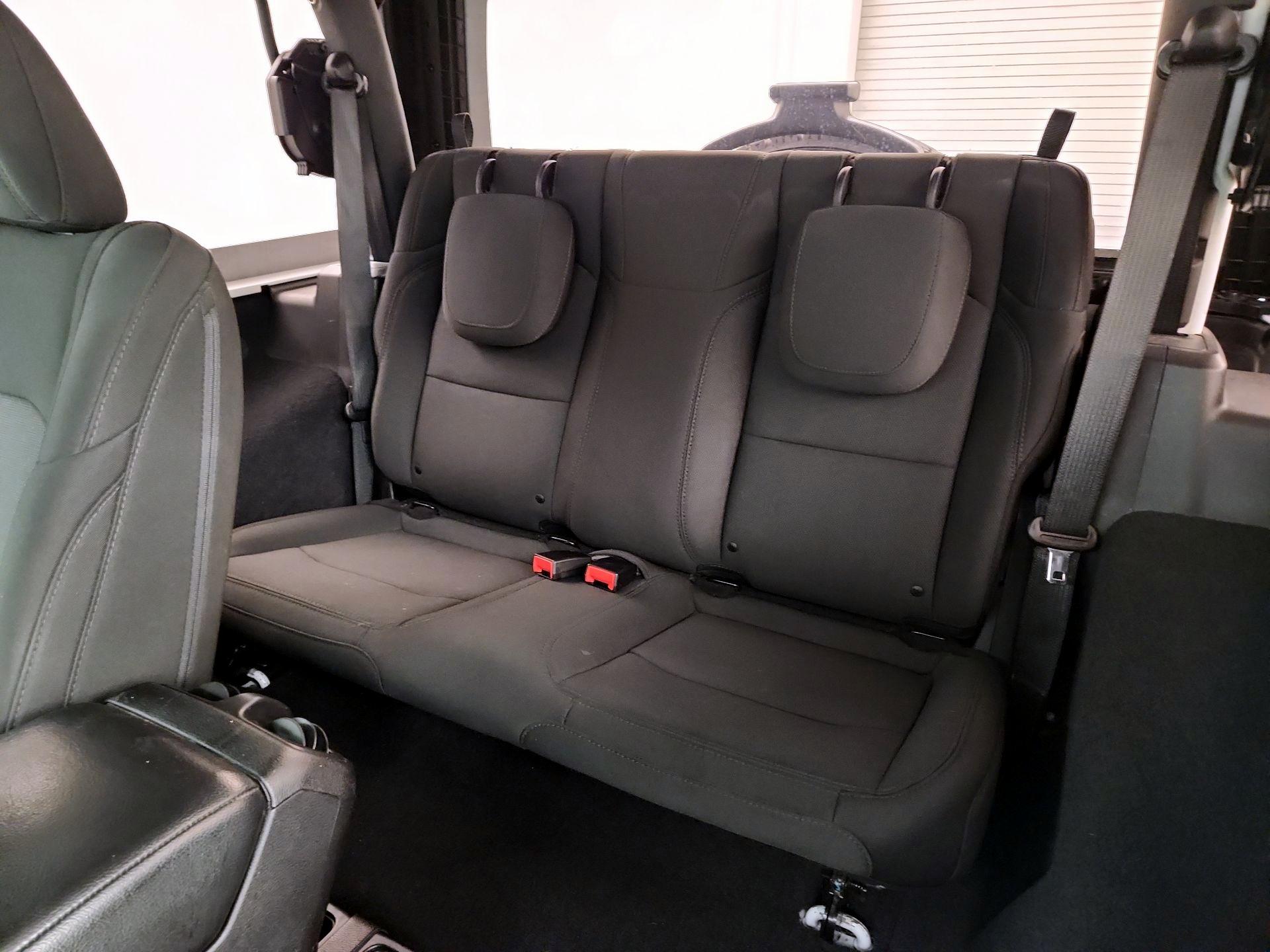 Thumbnail: 2018 Jeep Wrangler - 19