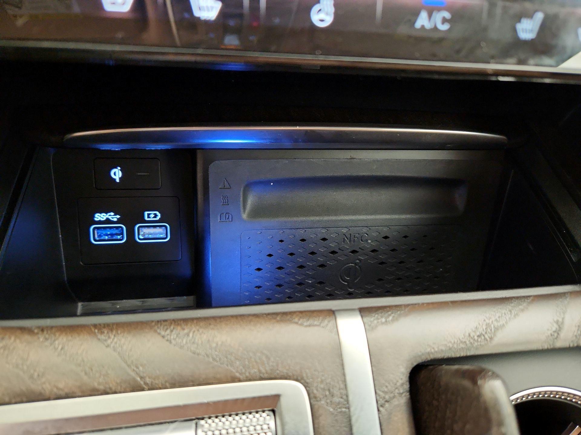 Thumbnail: 2022 Genesis GV80 - 19