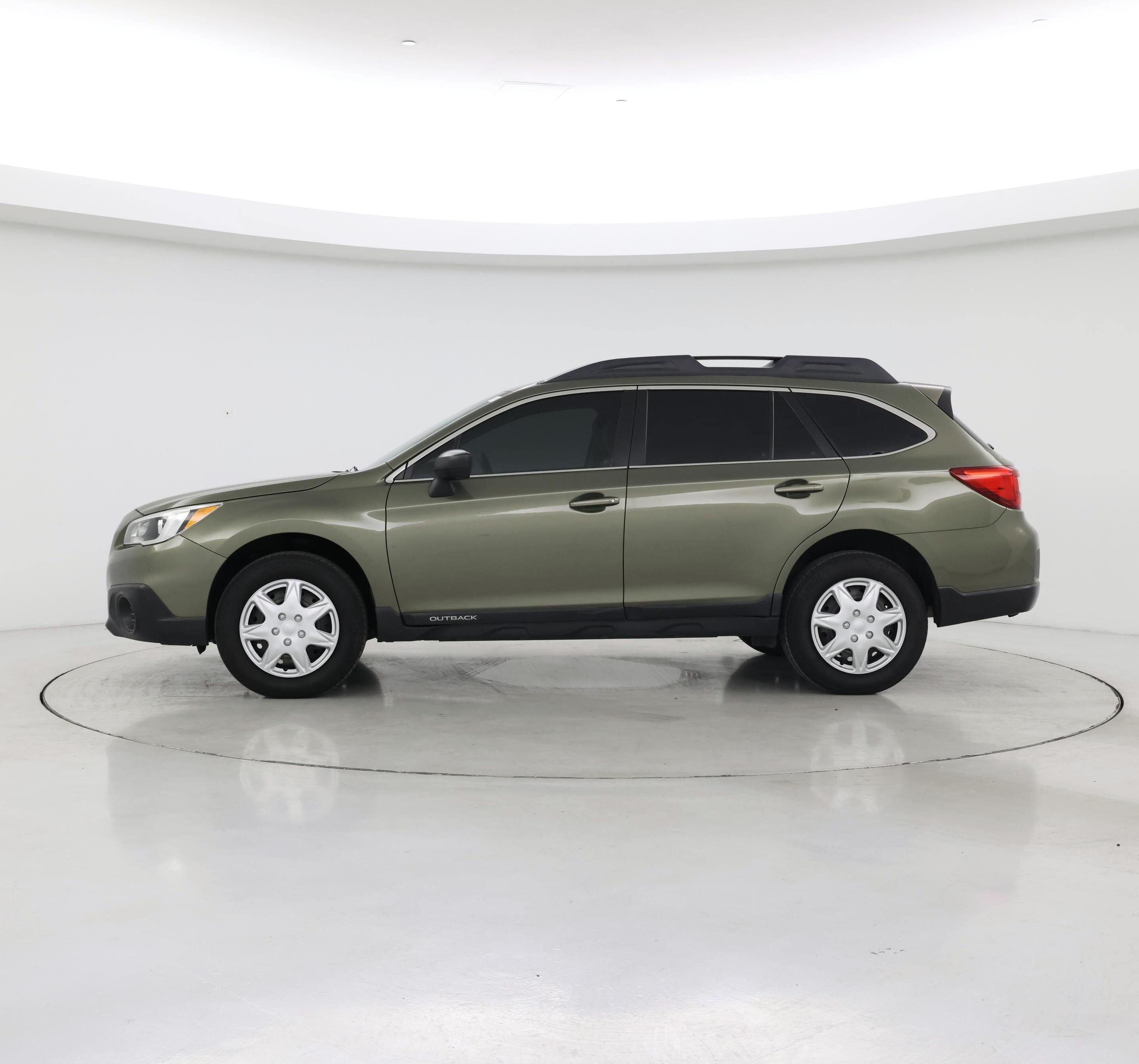 Thumbnail: 2015 Subaru Outback - 3