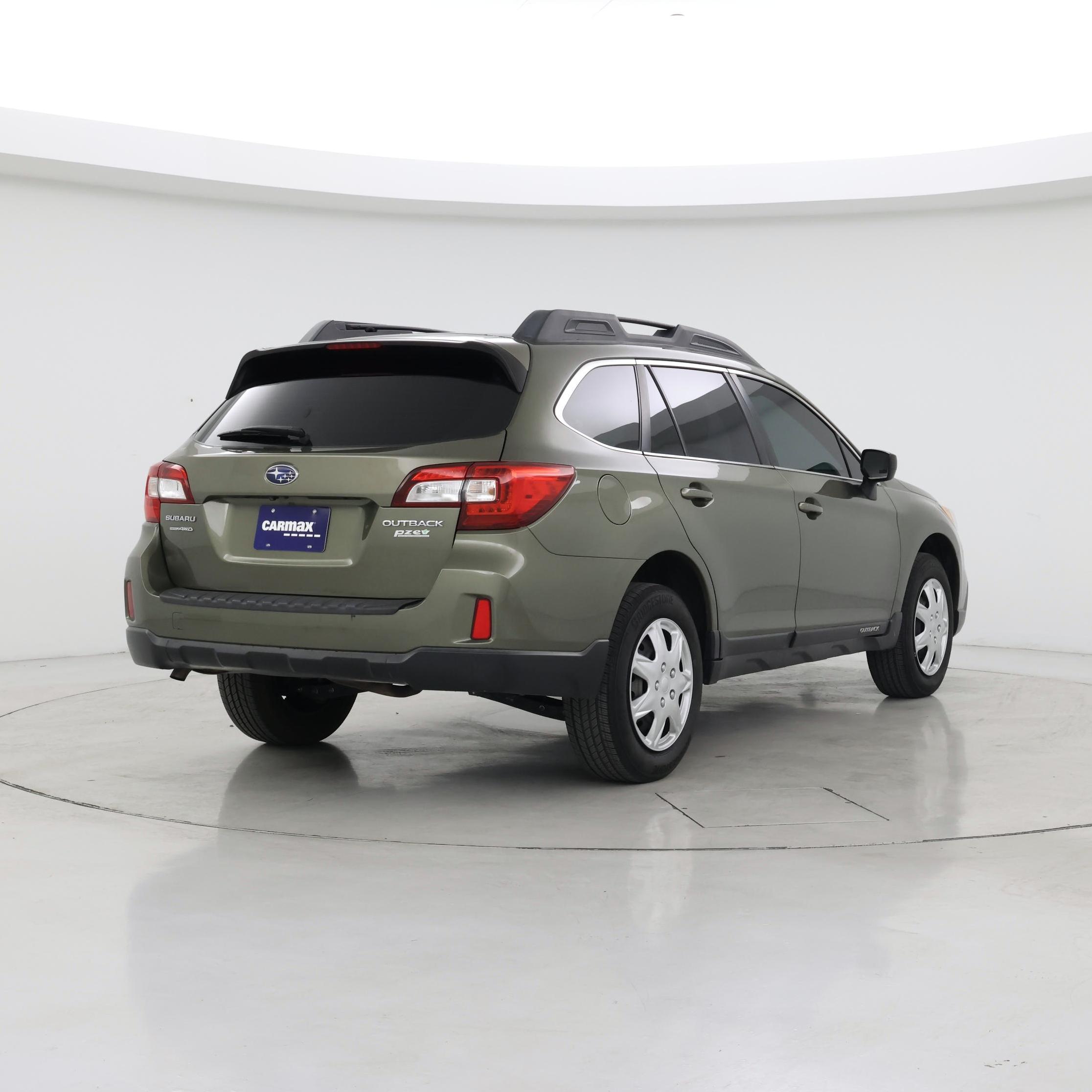 Thumbnail: 2015 Subaru Outback - 8