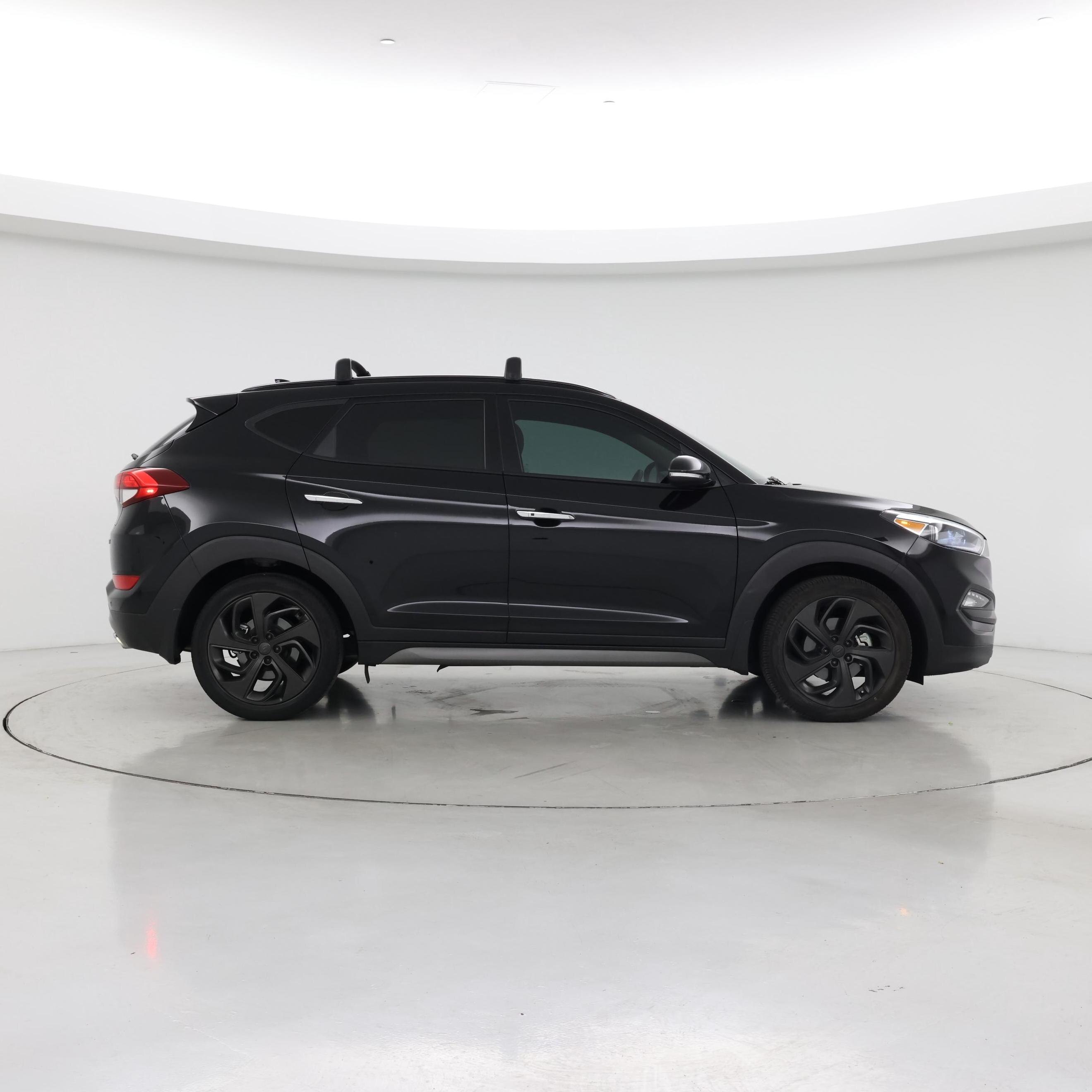 Thumbnail: 2016 Hyundai Tucson - 7