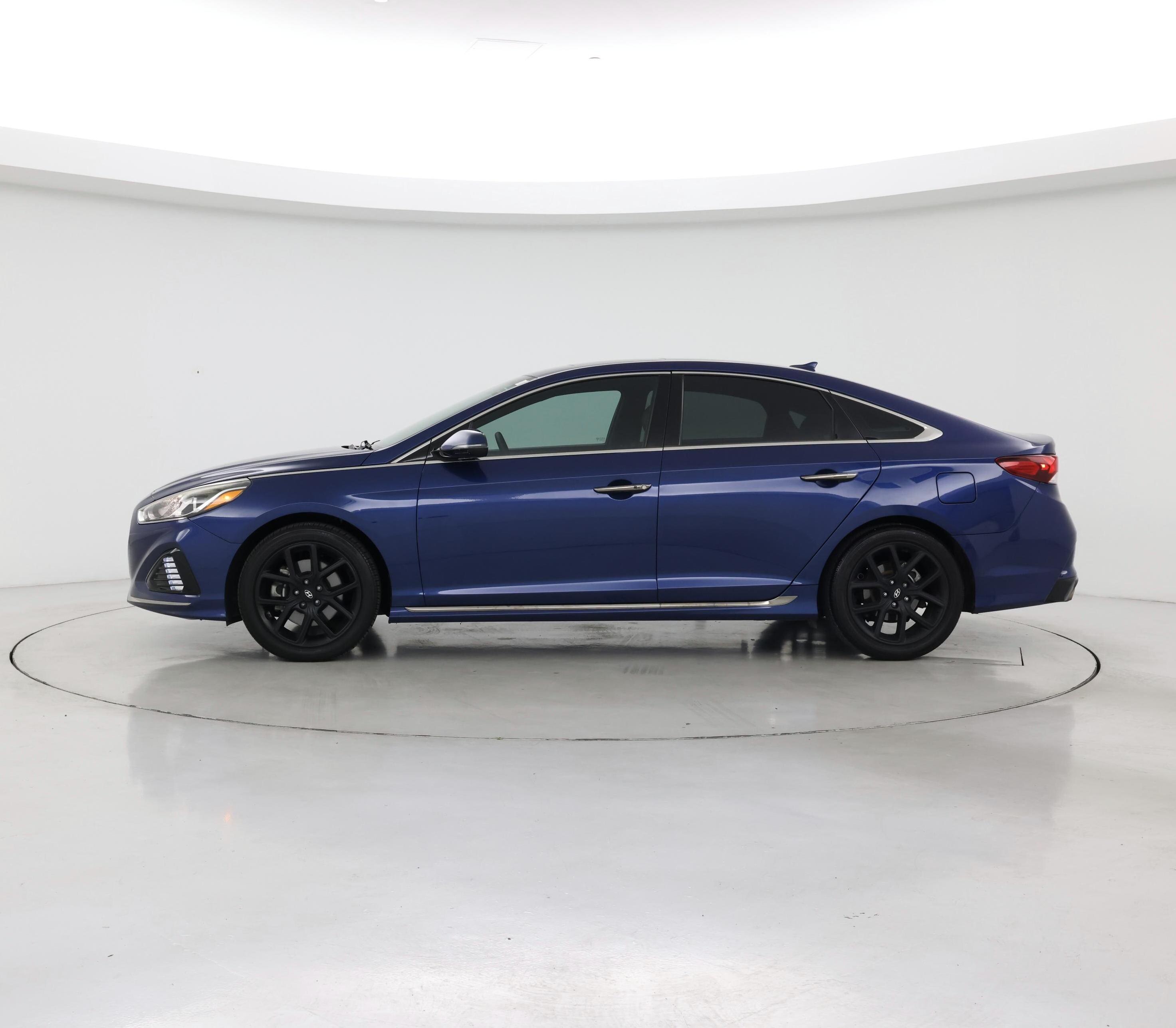 Thumbnail: 2018 Hyundai Sonata - 3