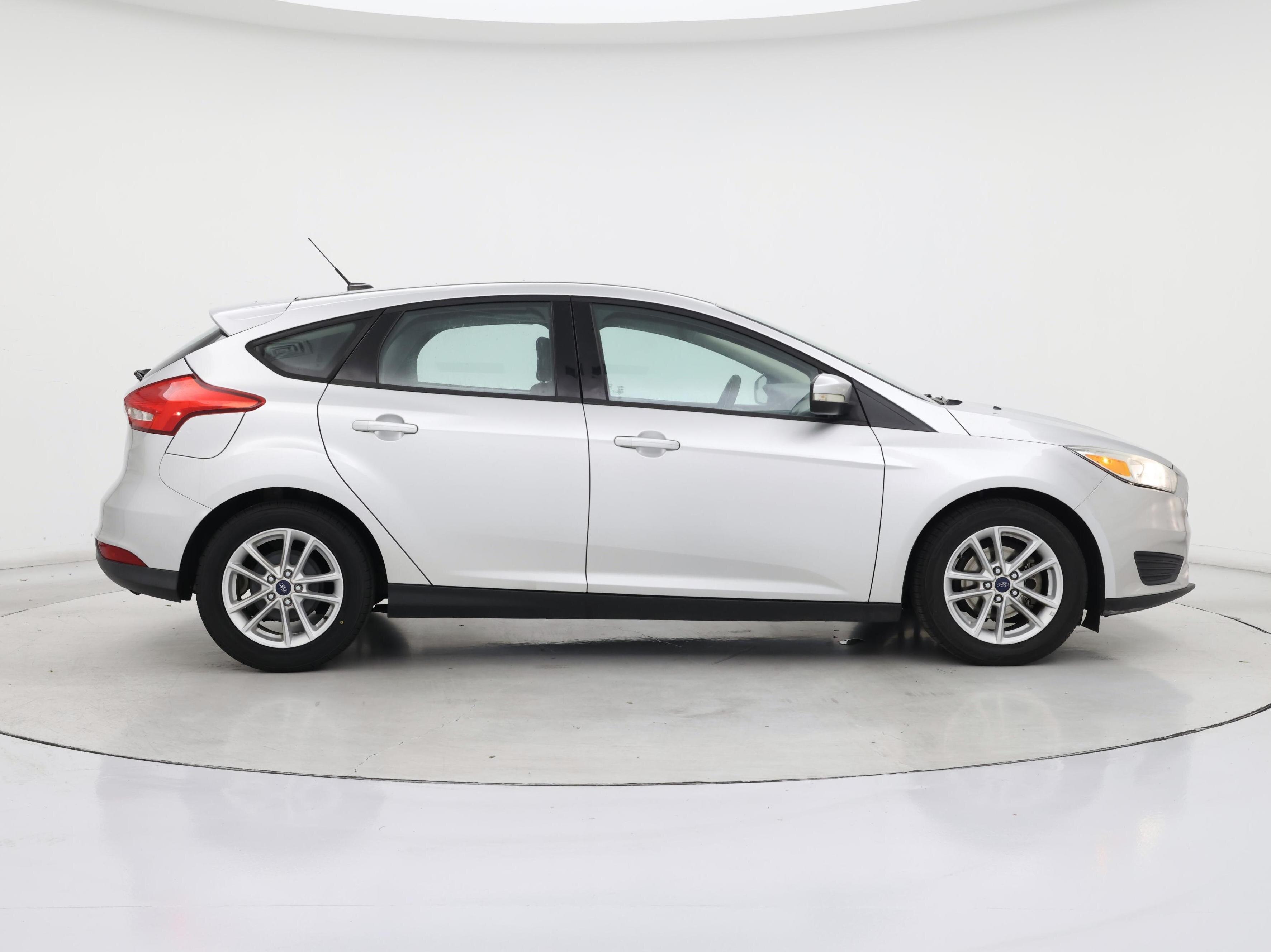 Thumbnail: 2017 Ford Focus - 7