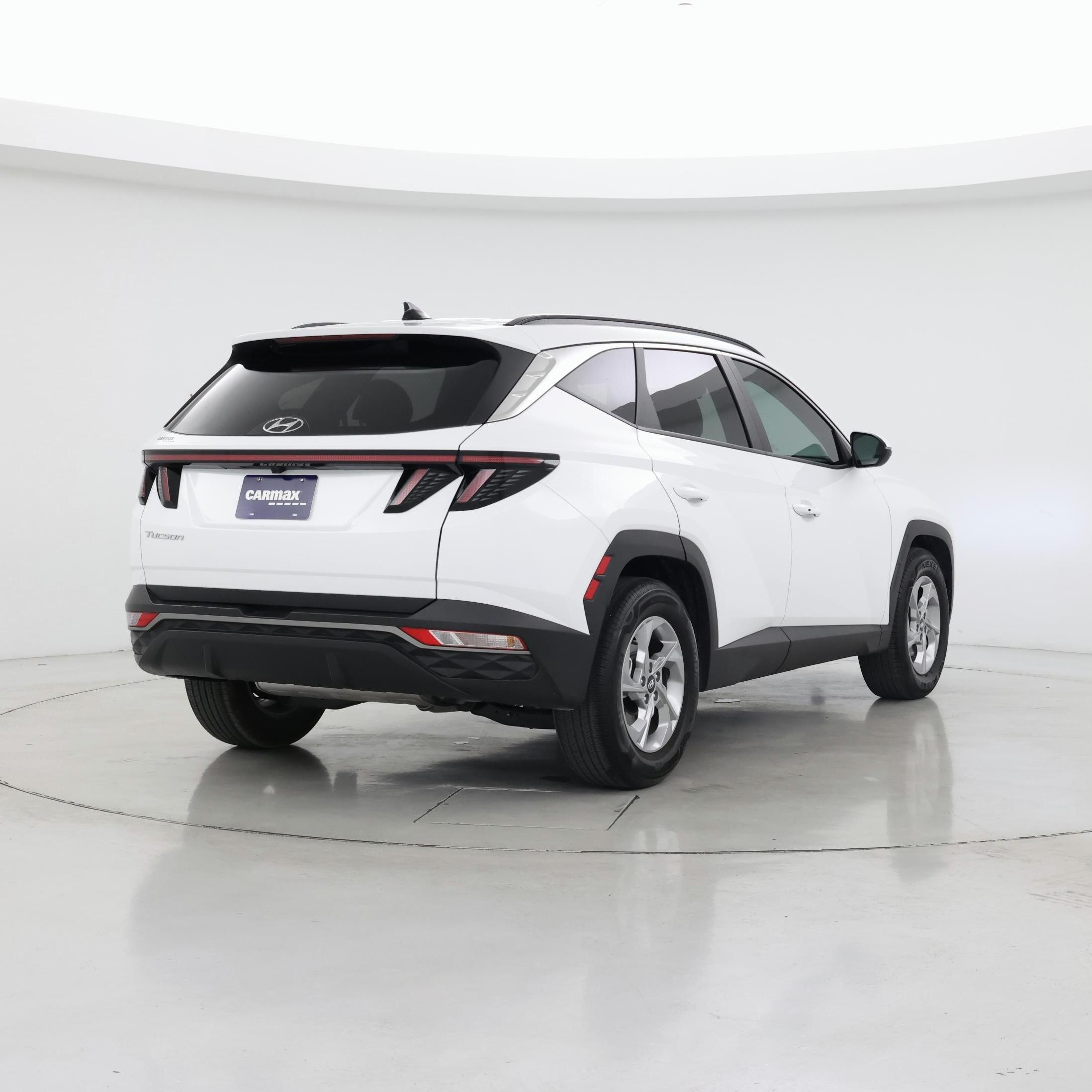 Thumbnail: 2022 Hyundai Tucson - 8