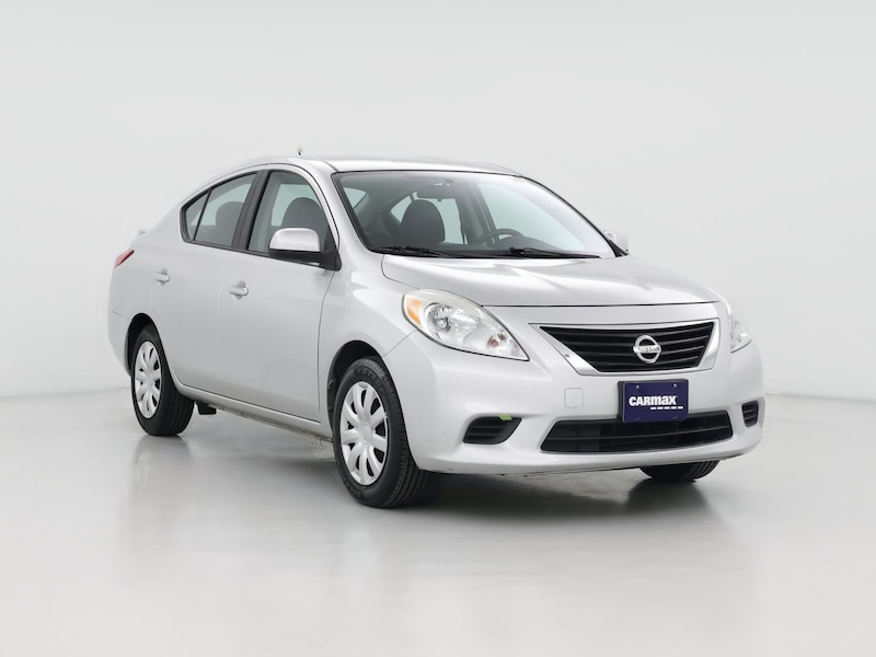 2013 Nissan Versa SV -
                  Henderson, NV