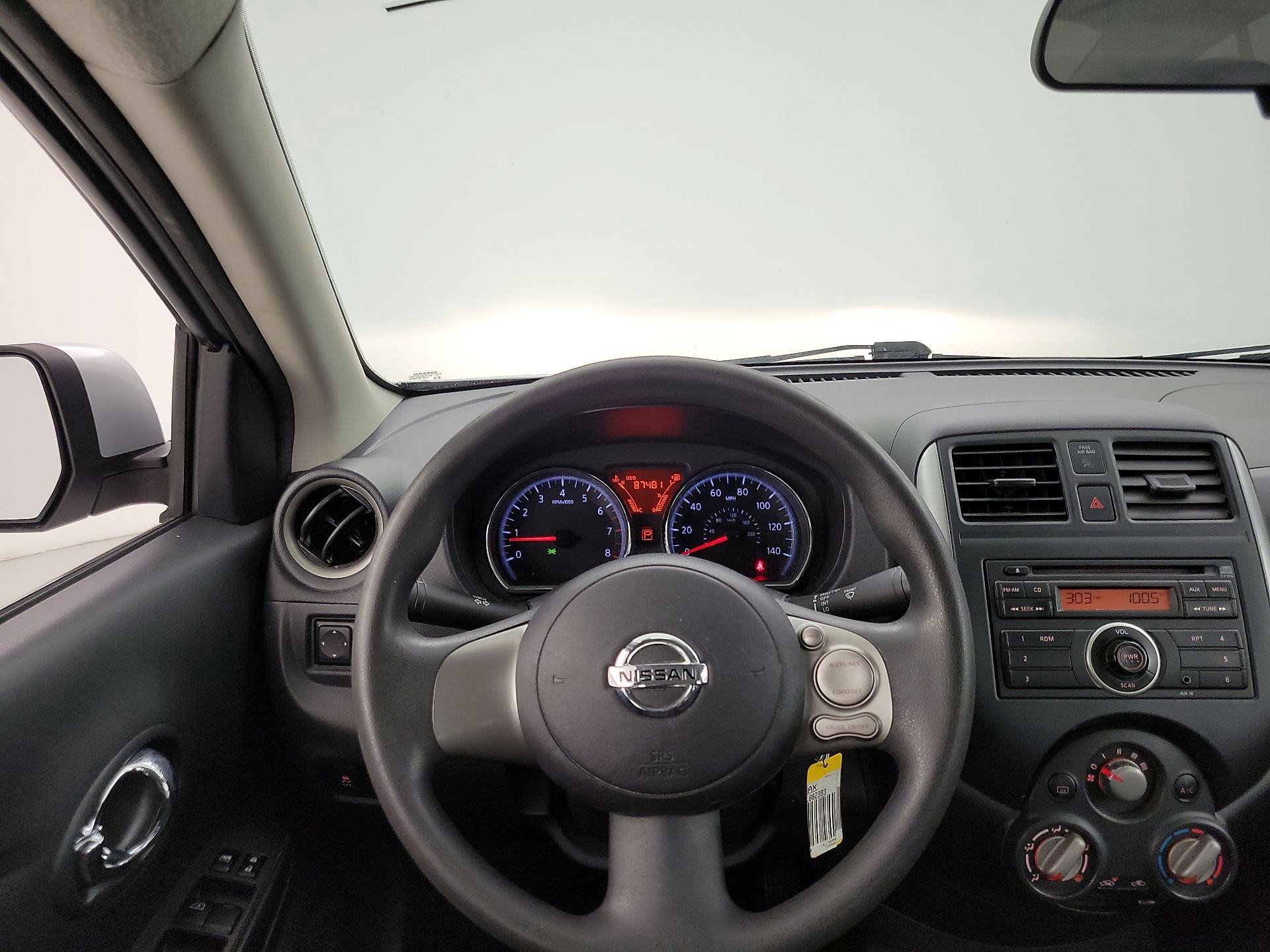 Thumbnail: 2013 Nissan Versa - 10