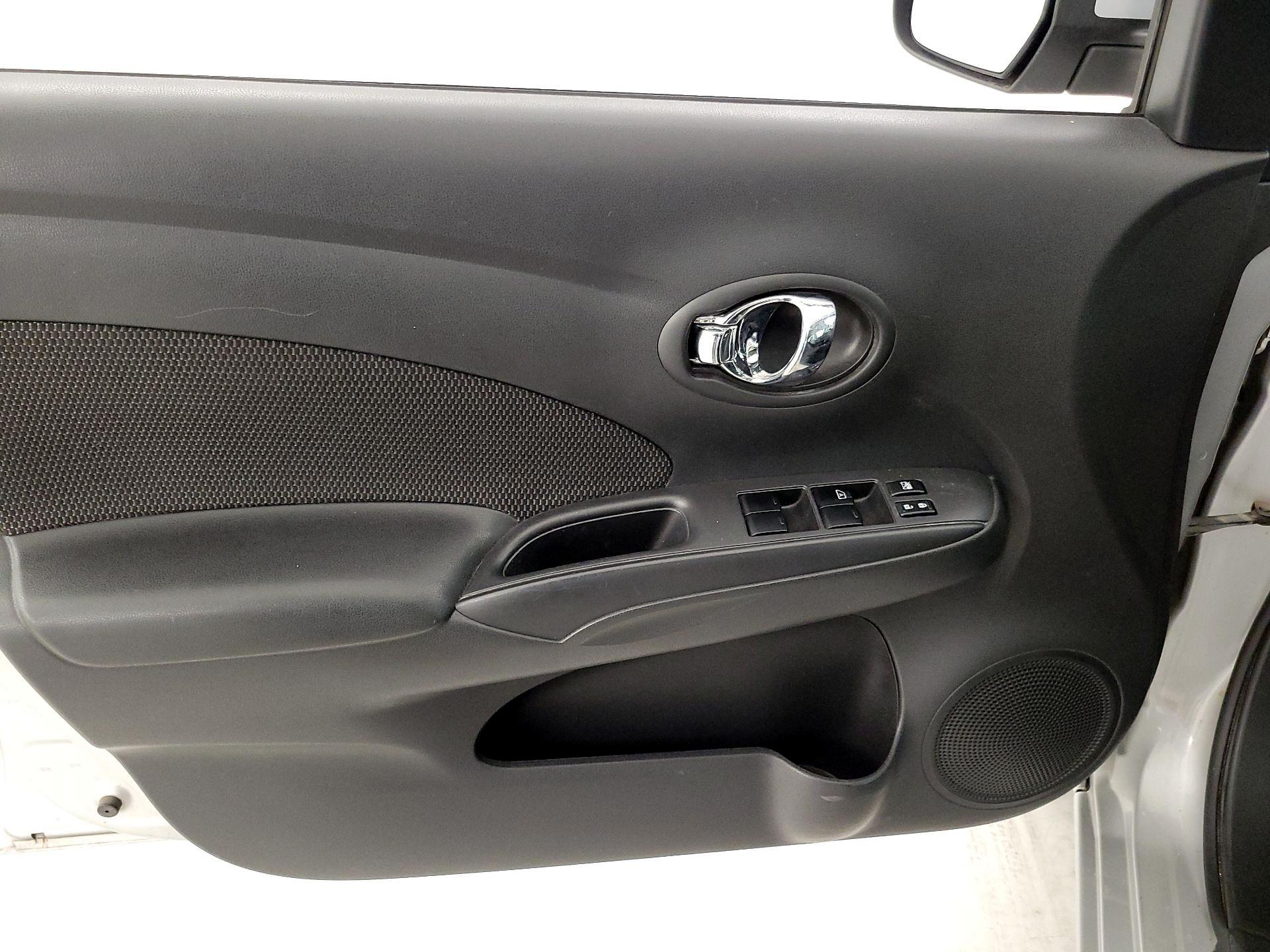 Thumbnail: 2013 Nissan Versa - 12