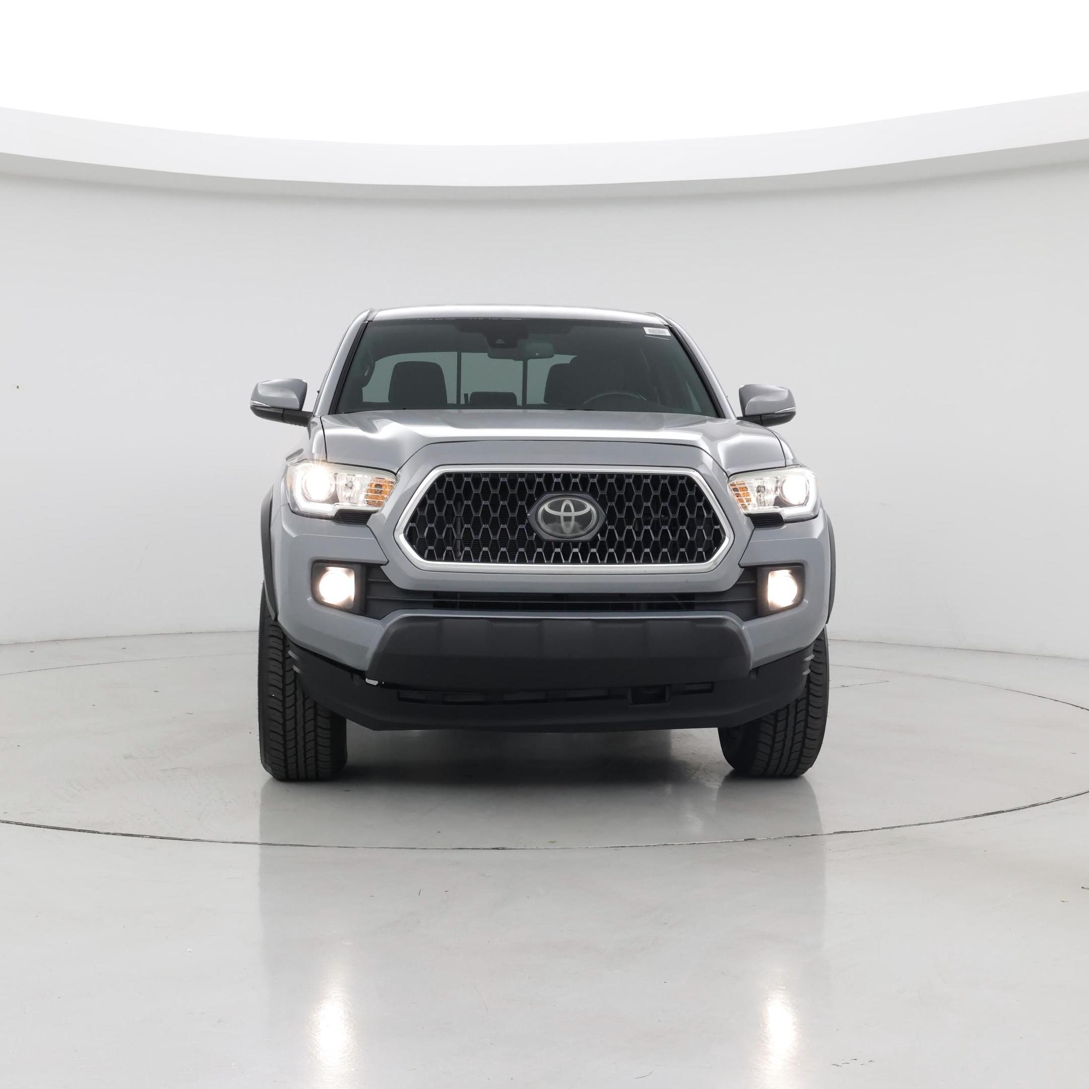 Thumbnail: 2018 Toyota Tacoma - 5
