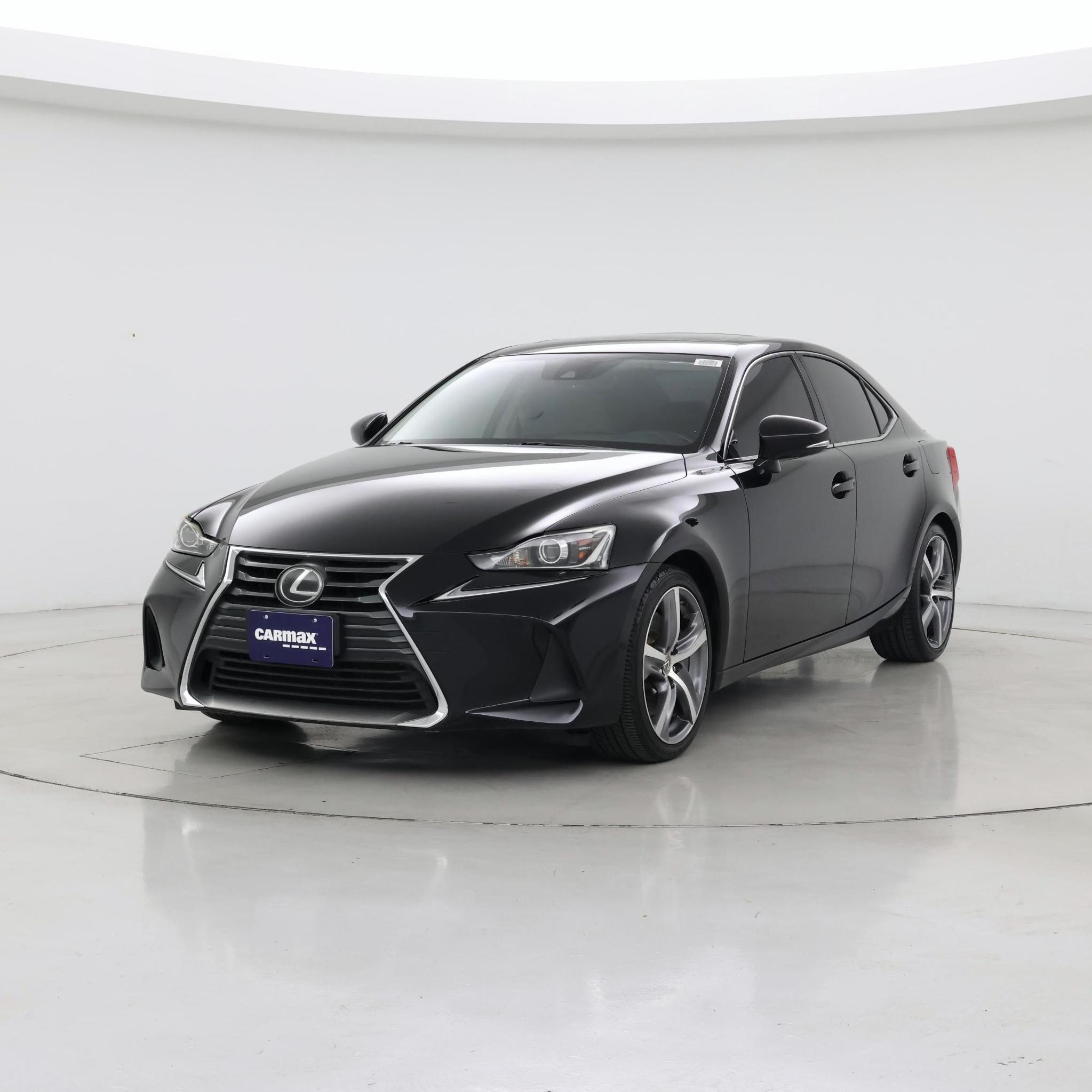 Thumbnail: 2017 Lexus IS - 4