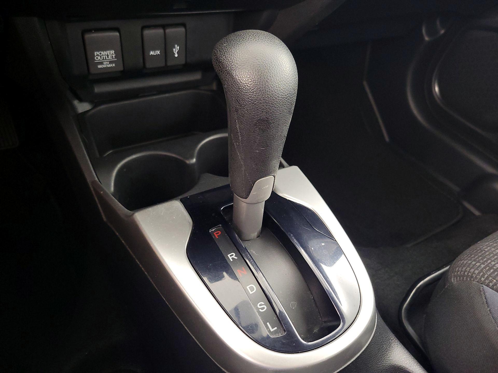 Thumbnail: 2015 Honda Fit - 17