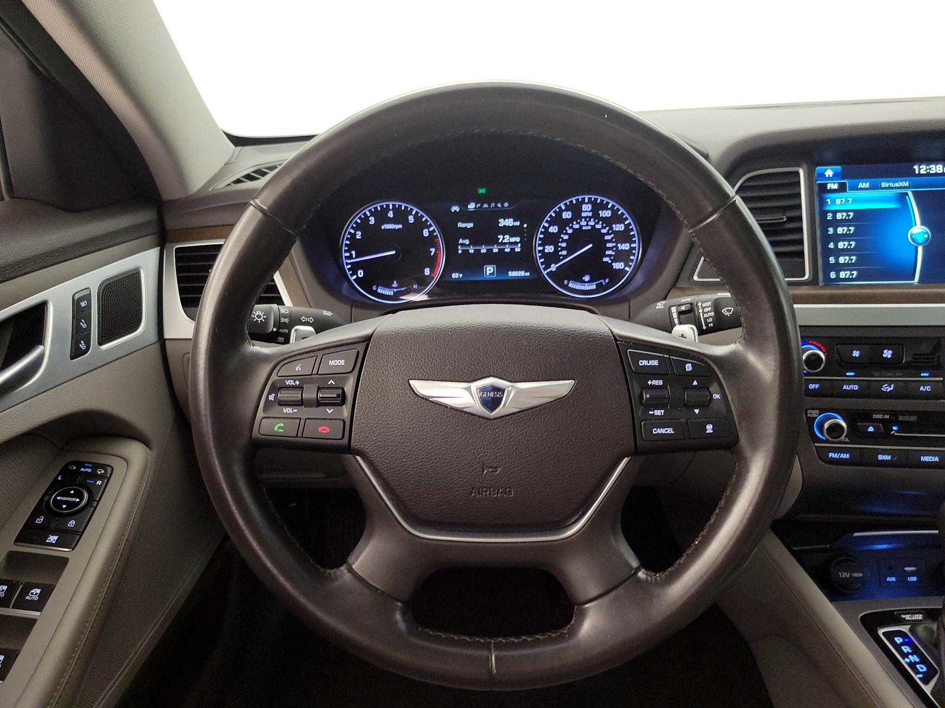 Thumbnail: 2015 Hyundai Genesis - 10