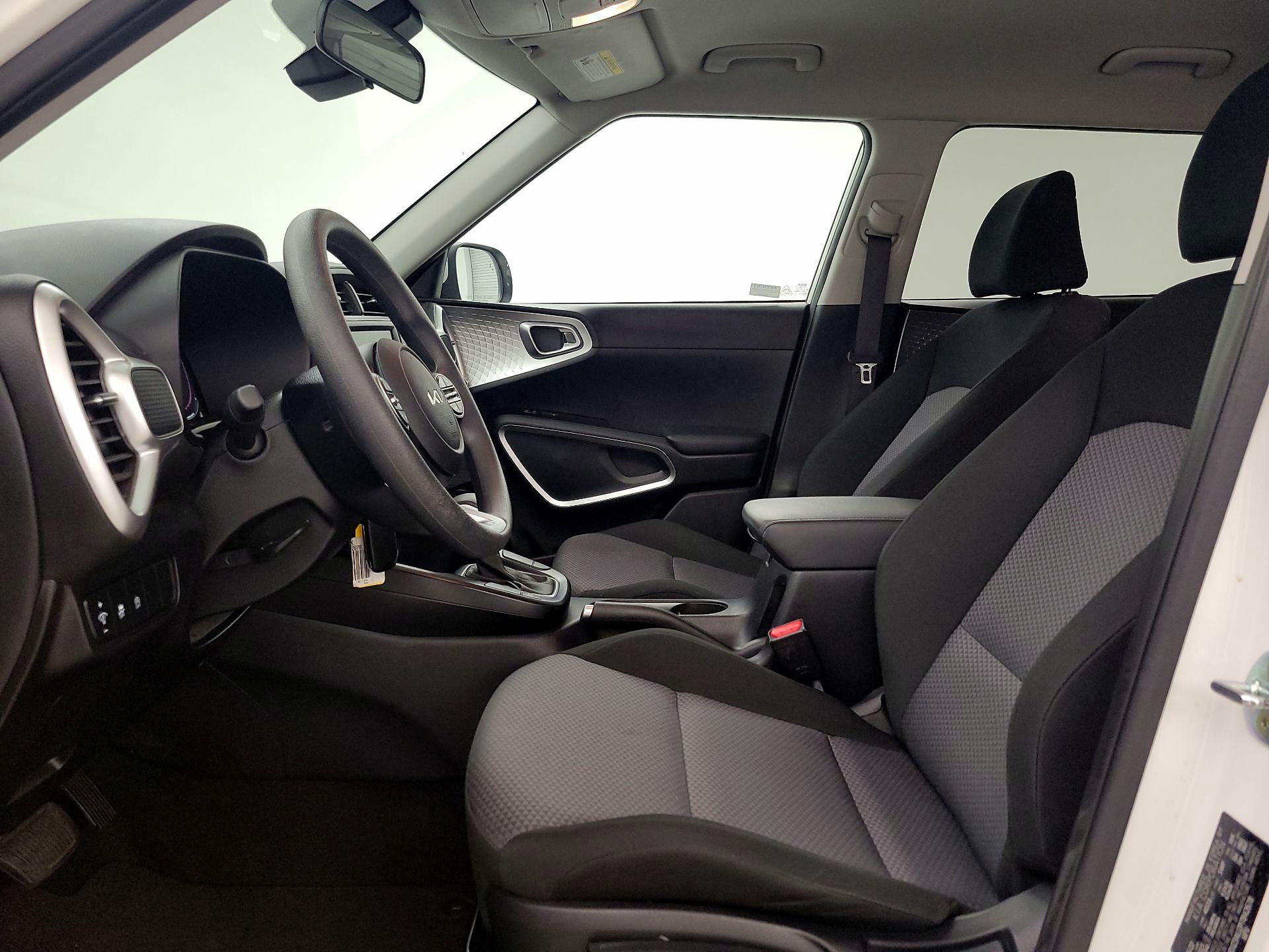 Thumbnail: 2023 Kia Soul - 11