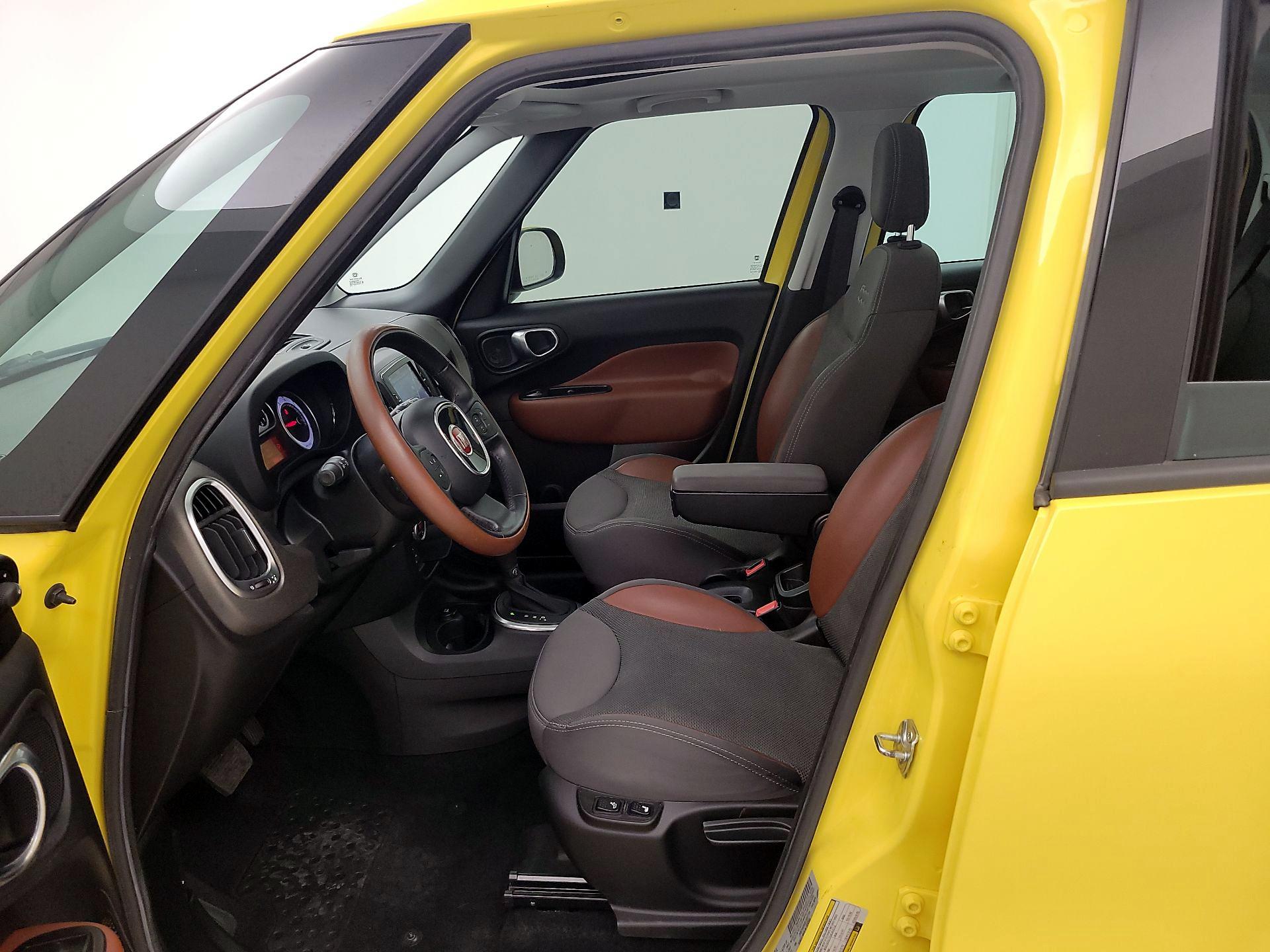Thumbnail: 2014 Fiat 500L - 11