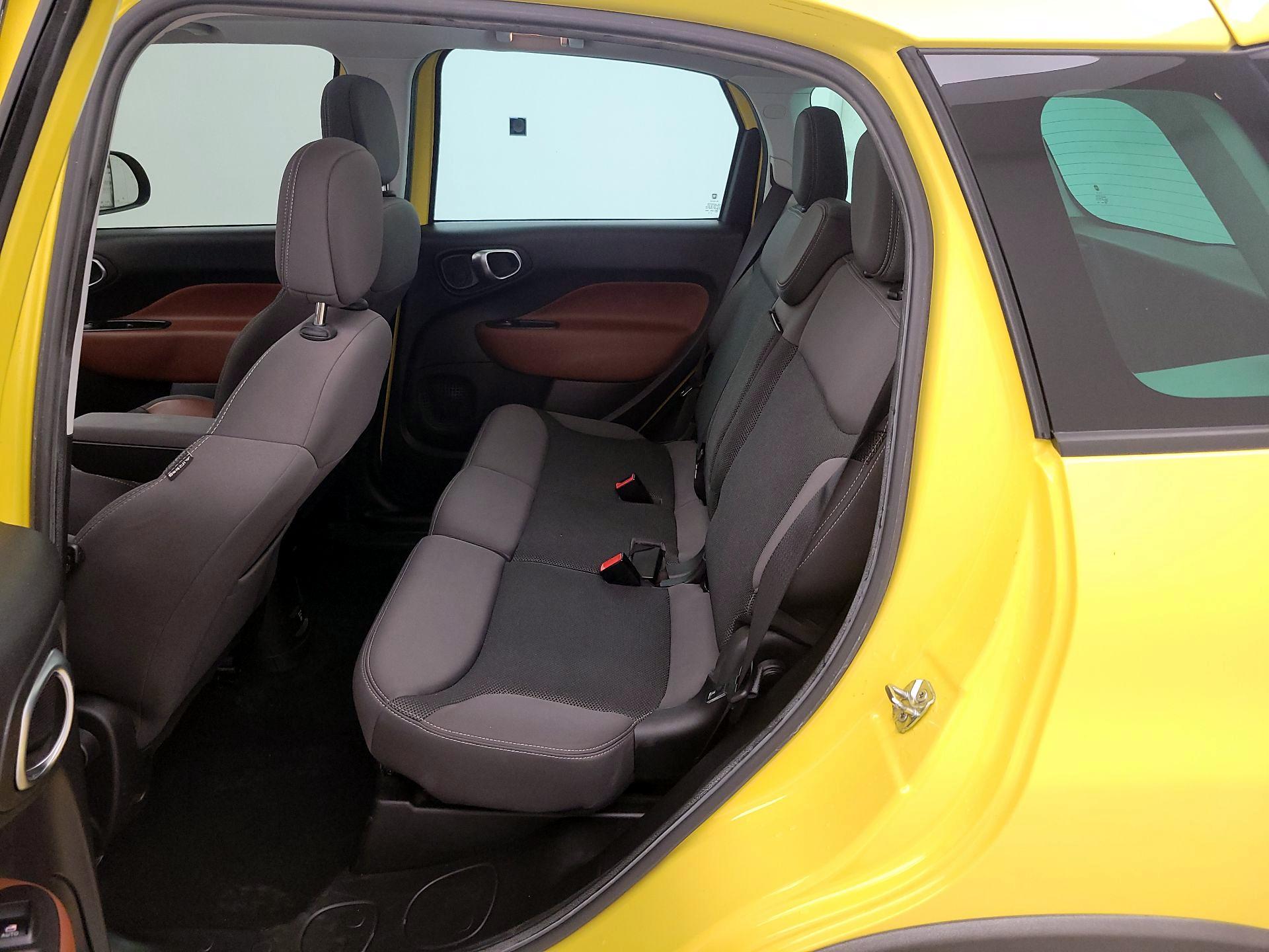 Thumbnail: 2014 Fiat 500L - 20
