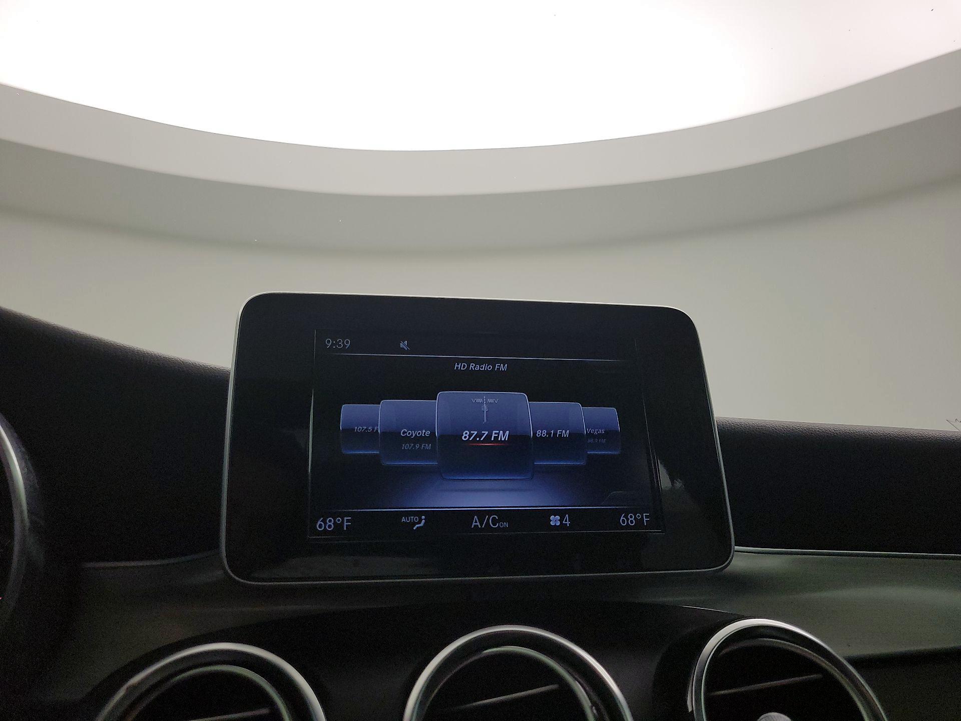 Thumbnail: 2019 Mercedes-Benz GLC - 15