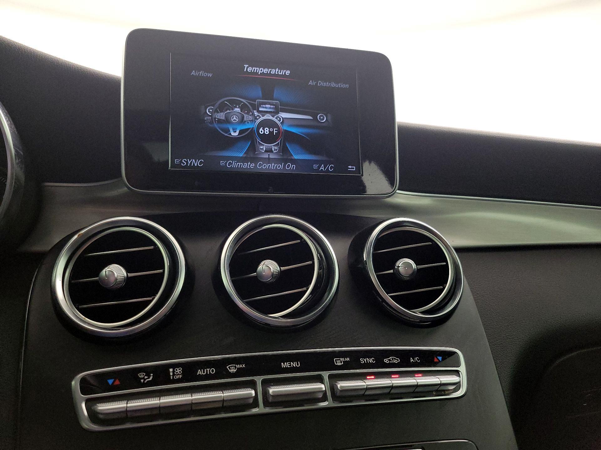 Thumbnail: 2019 Mercedes-Benz GLC - 16