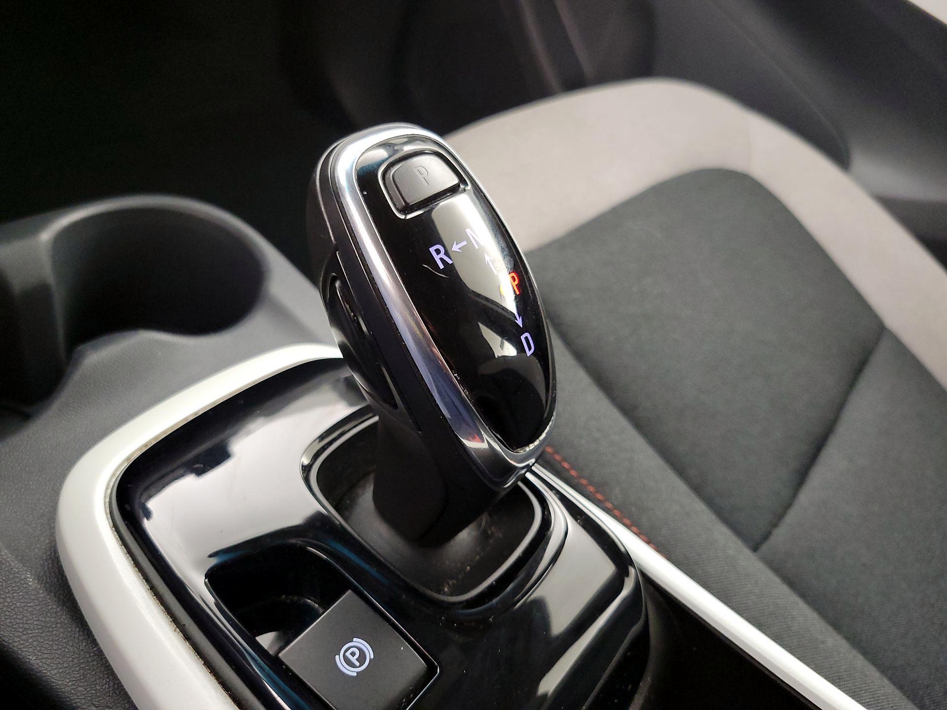 Thumbnail: 2020 Chevrolet Bolt EV - 17