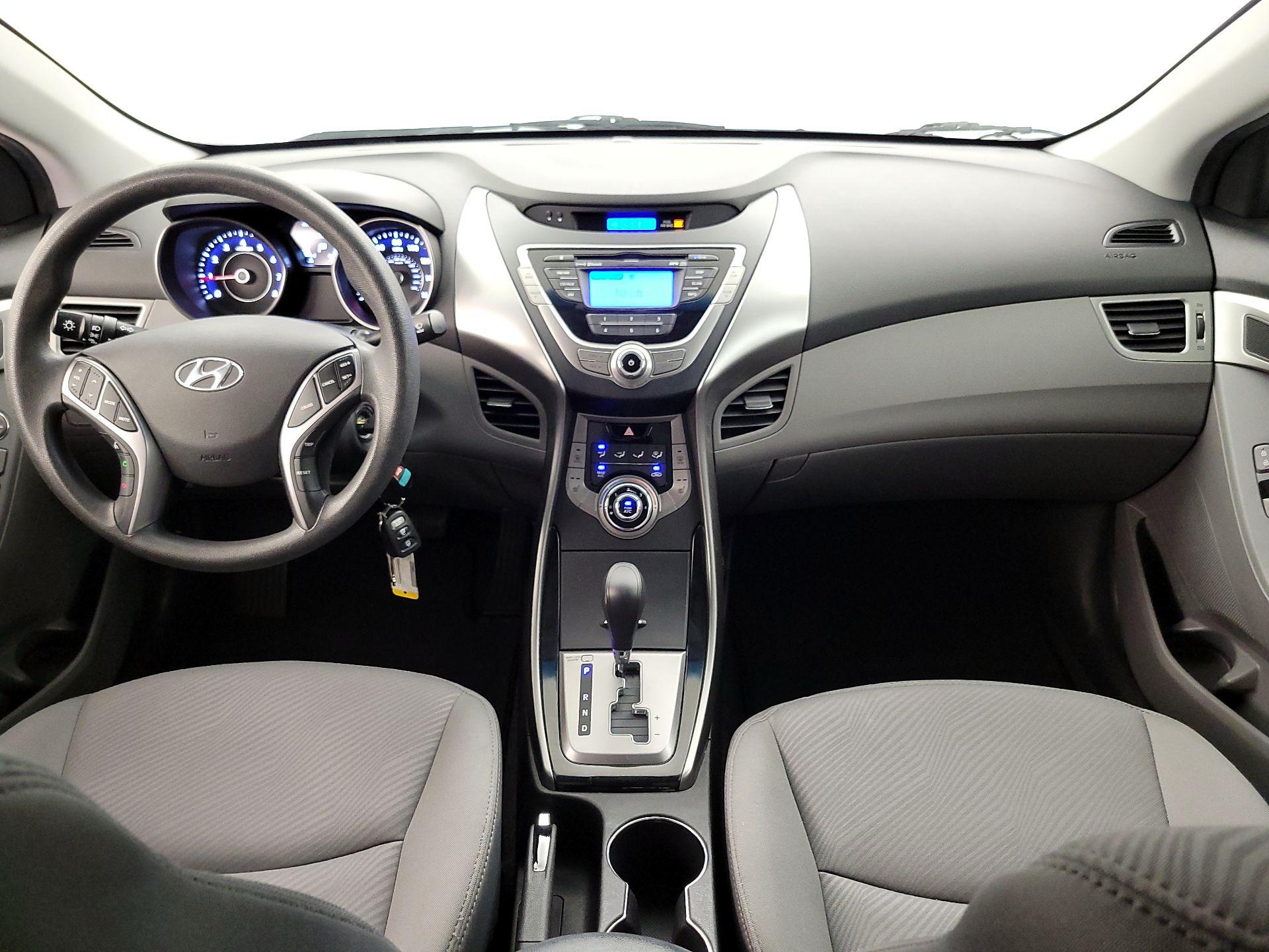 Thumbnail: 2013 Hyundai Elantra - 9