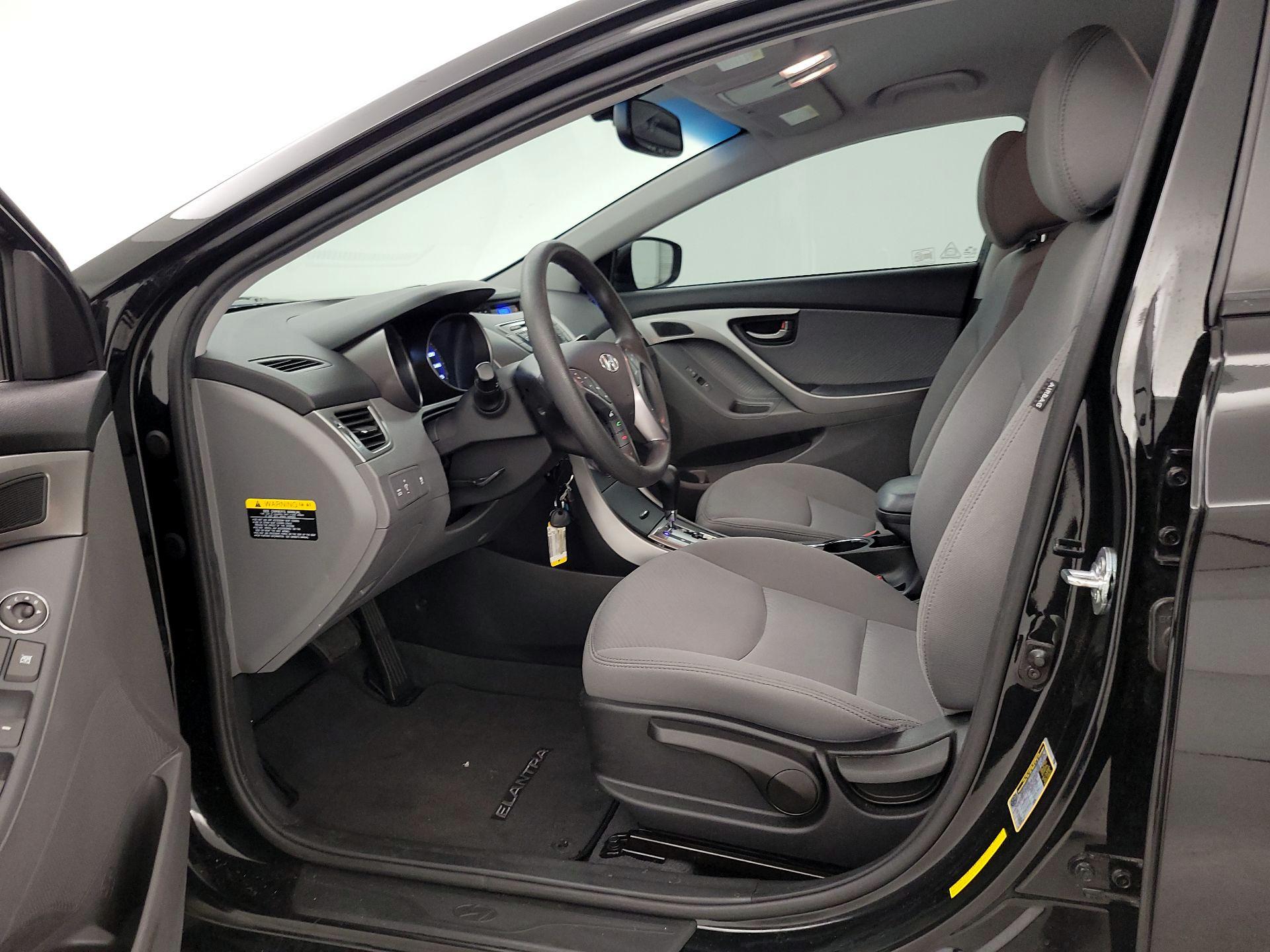 Thumbnail: 2013 Hyundai Elantra - 11